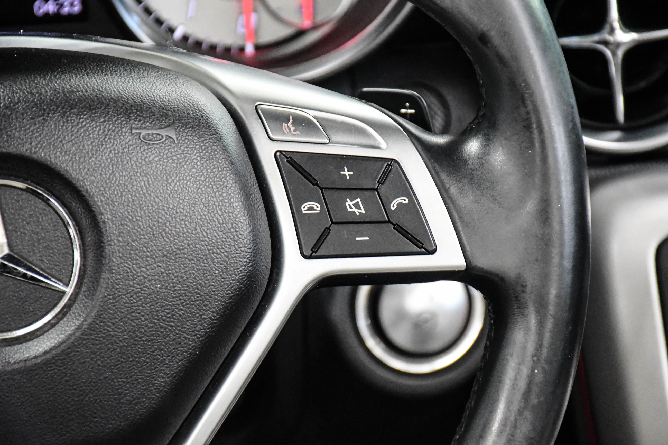 Mercedes-Benz SLK-Class  2013