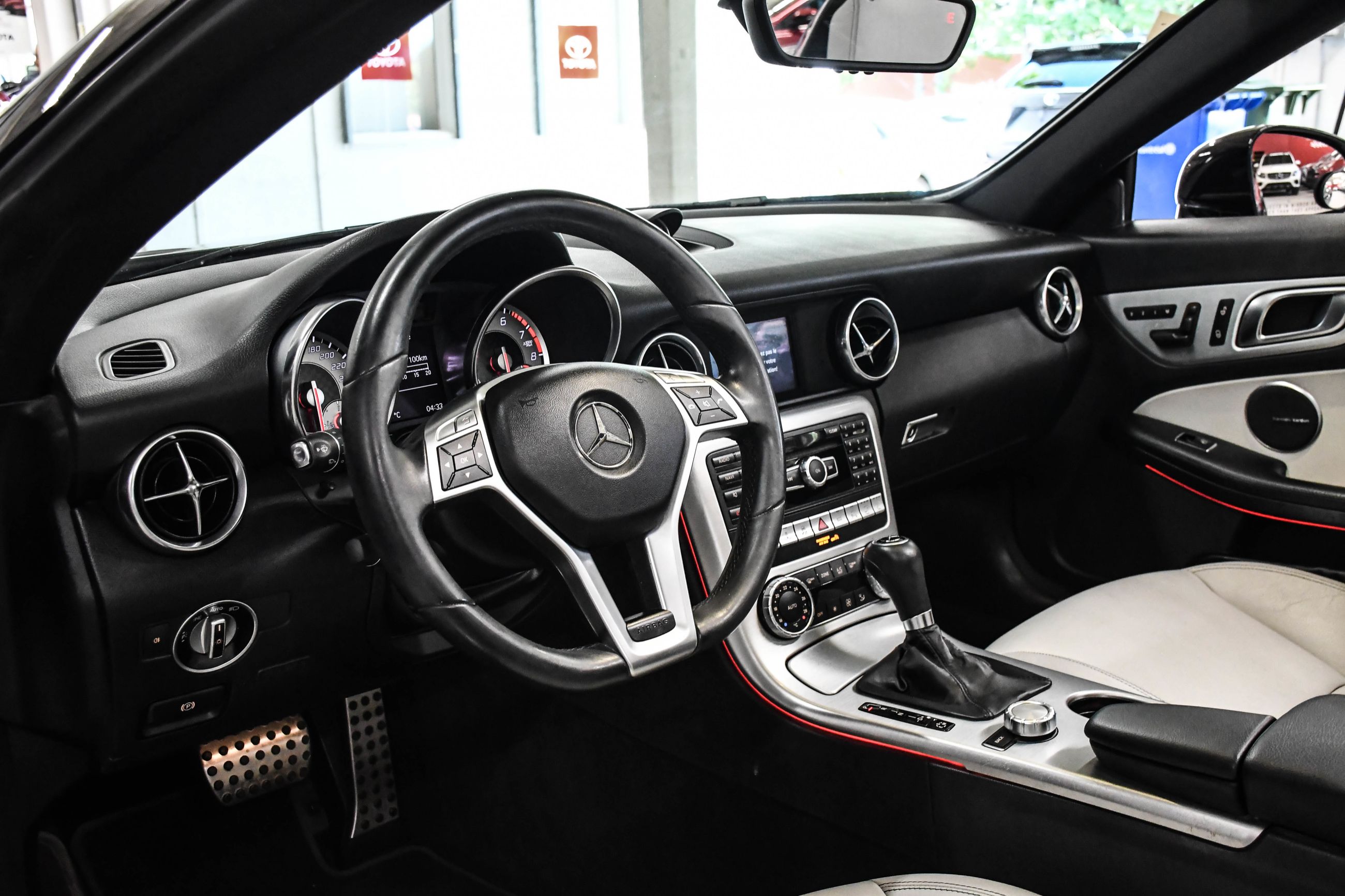 Mercedes-Benz SLK-Class  2013