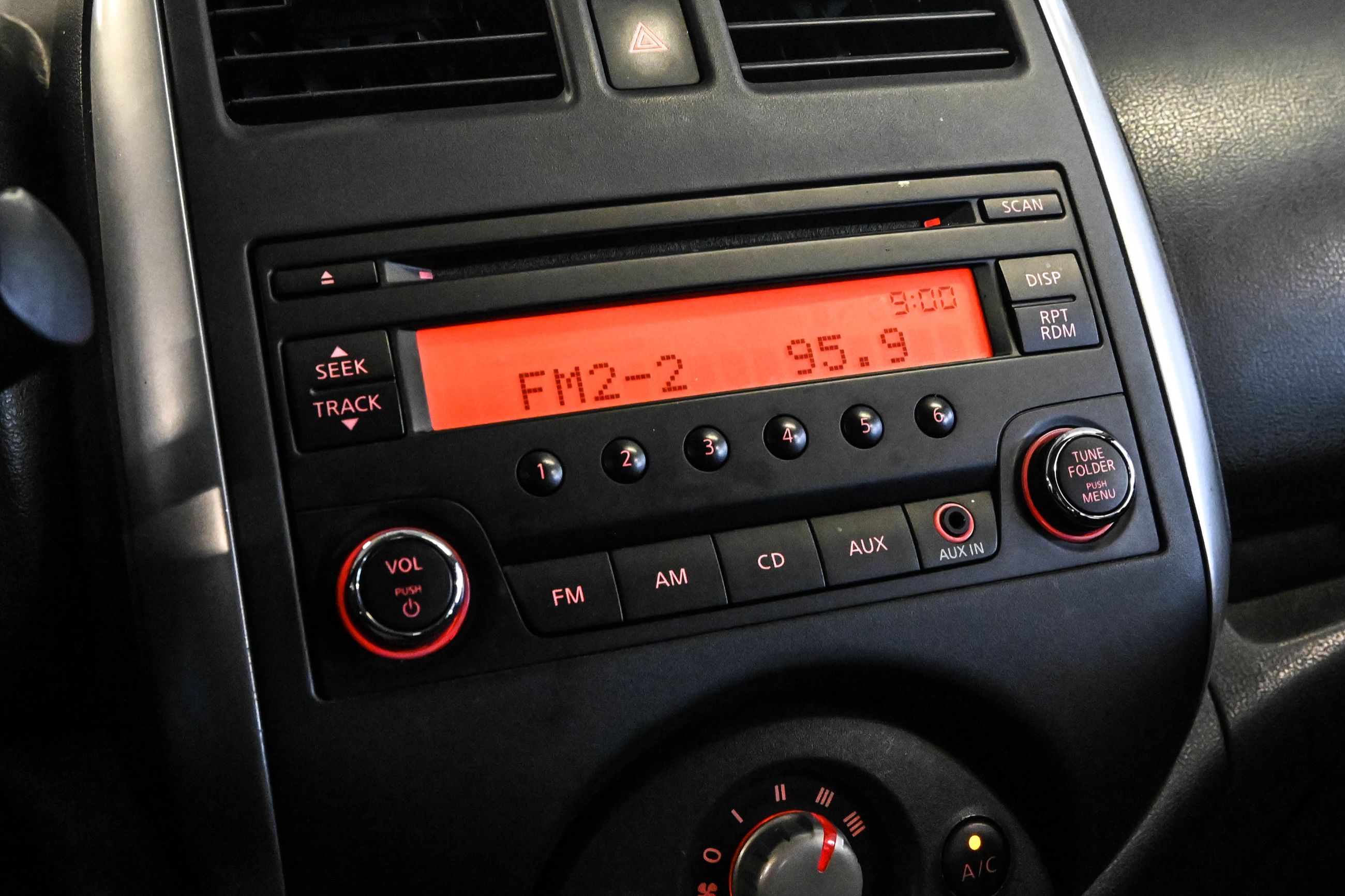 Nissan Versa Note  2014