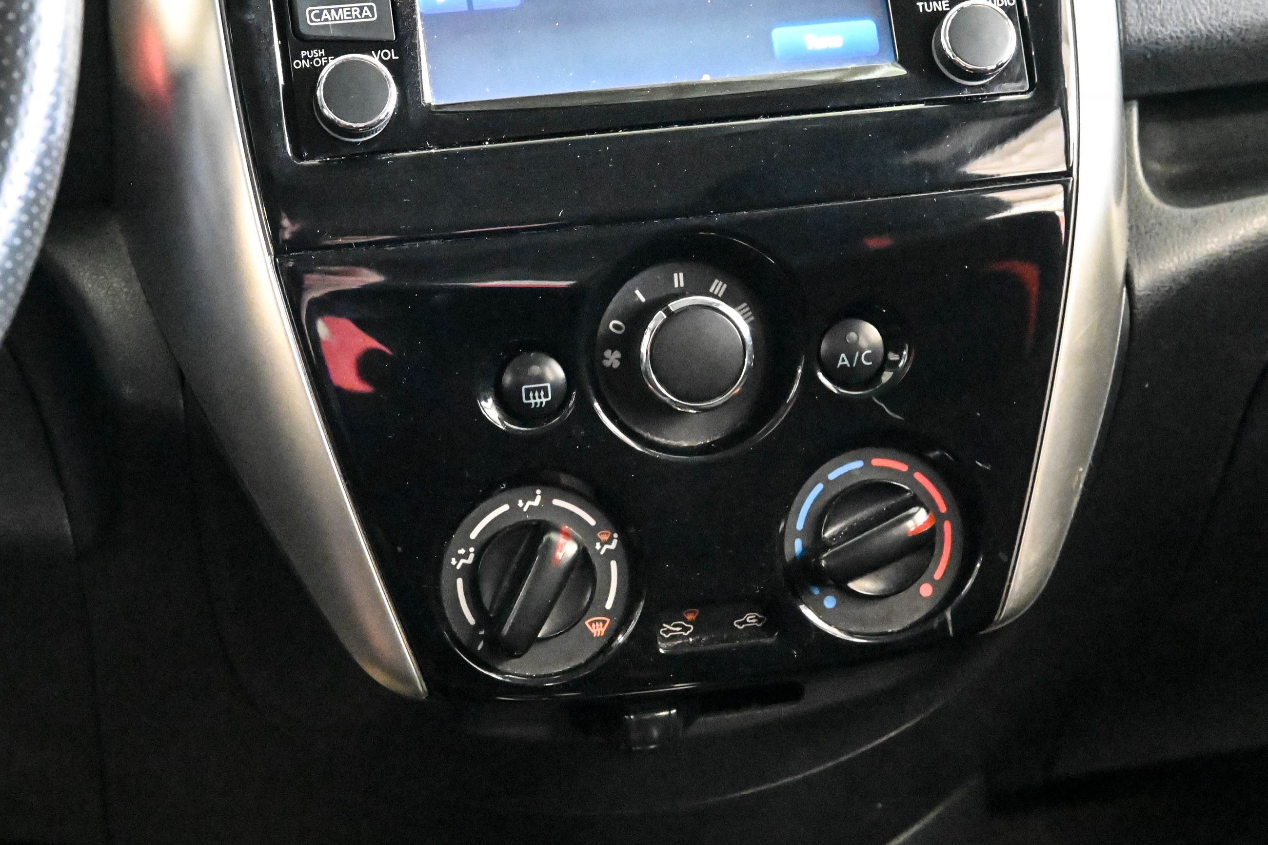 Nissan Versa Note  2018