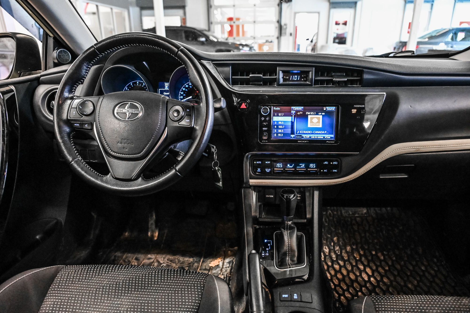 Scion IM  2016 à Verdun, Québec