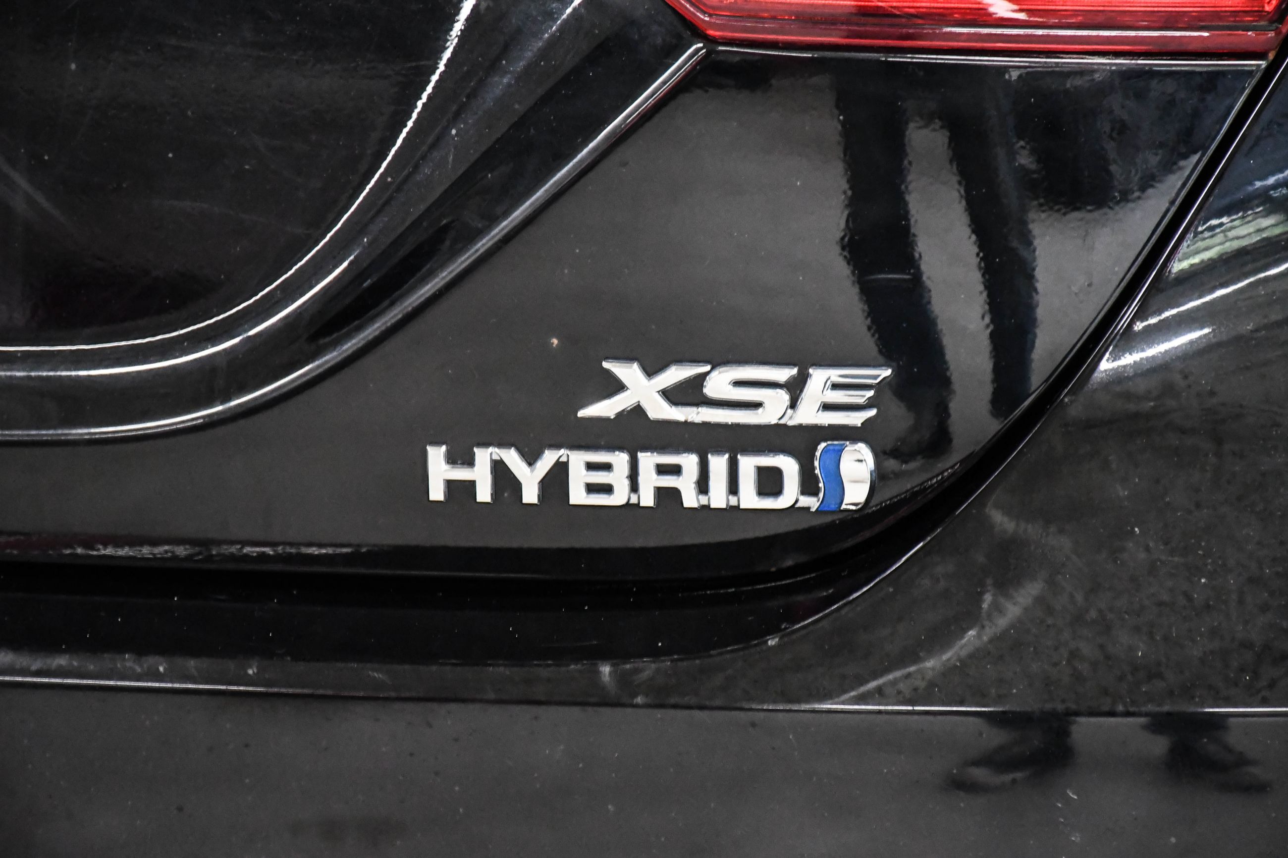 2022 Toyota Camry Hybrid