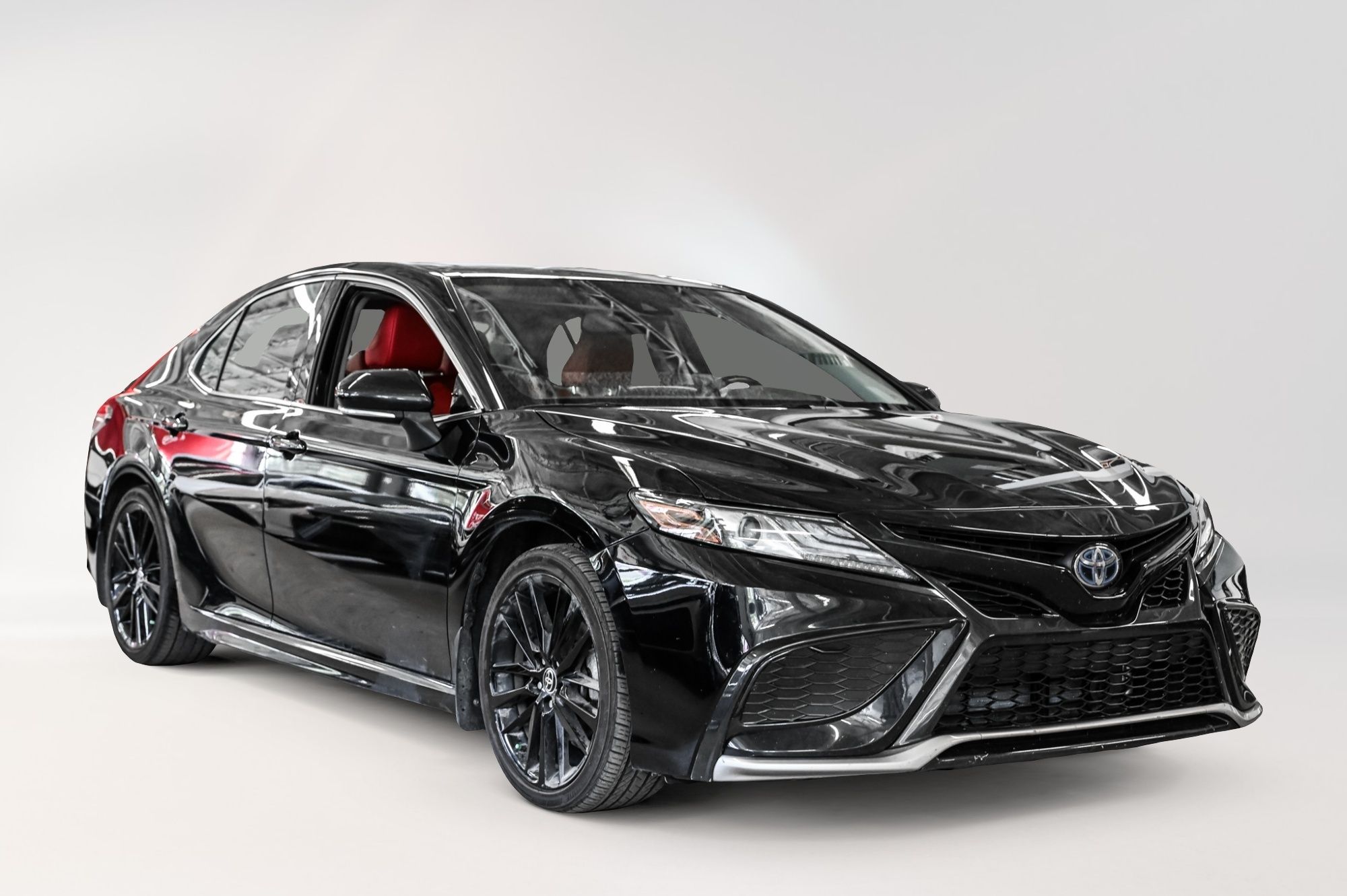 Toyota Camry Hybrid  2023 à Verdun, Québec