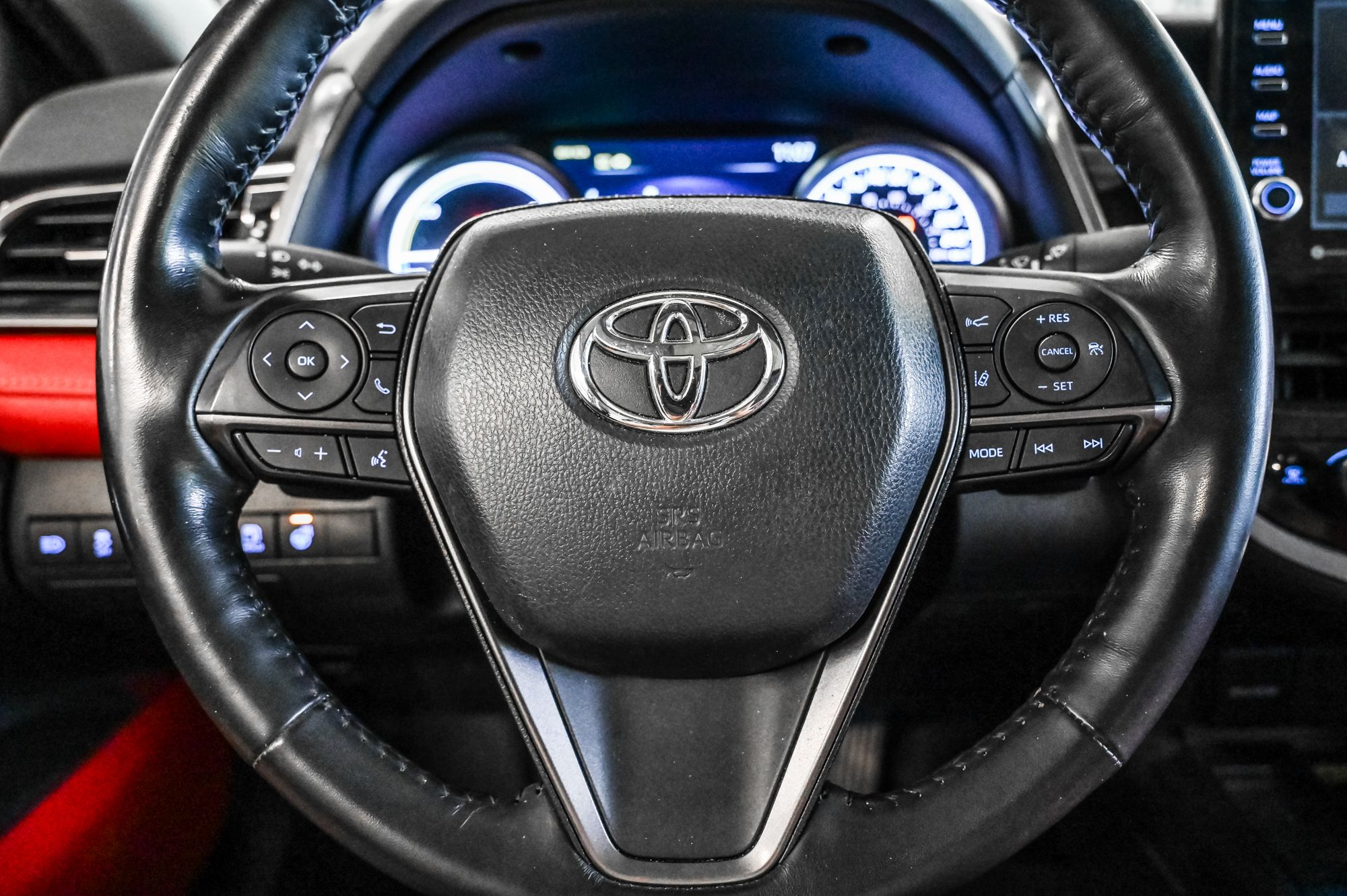 Toyota Camry Hybrid  2023 à Verdun, Québec