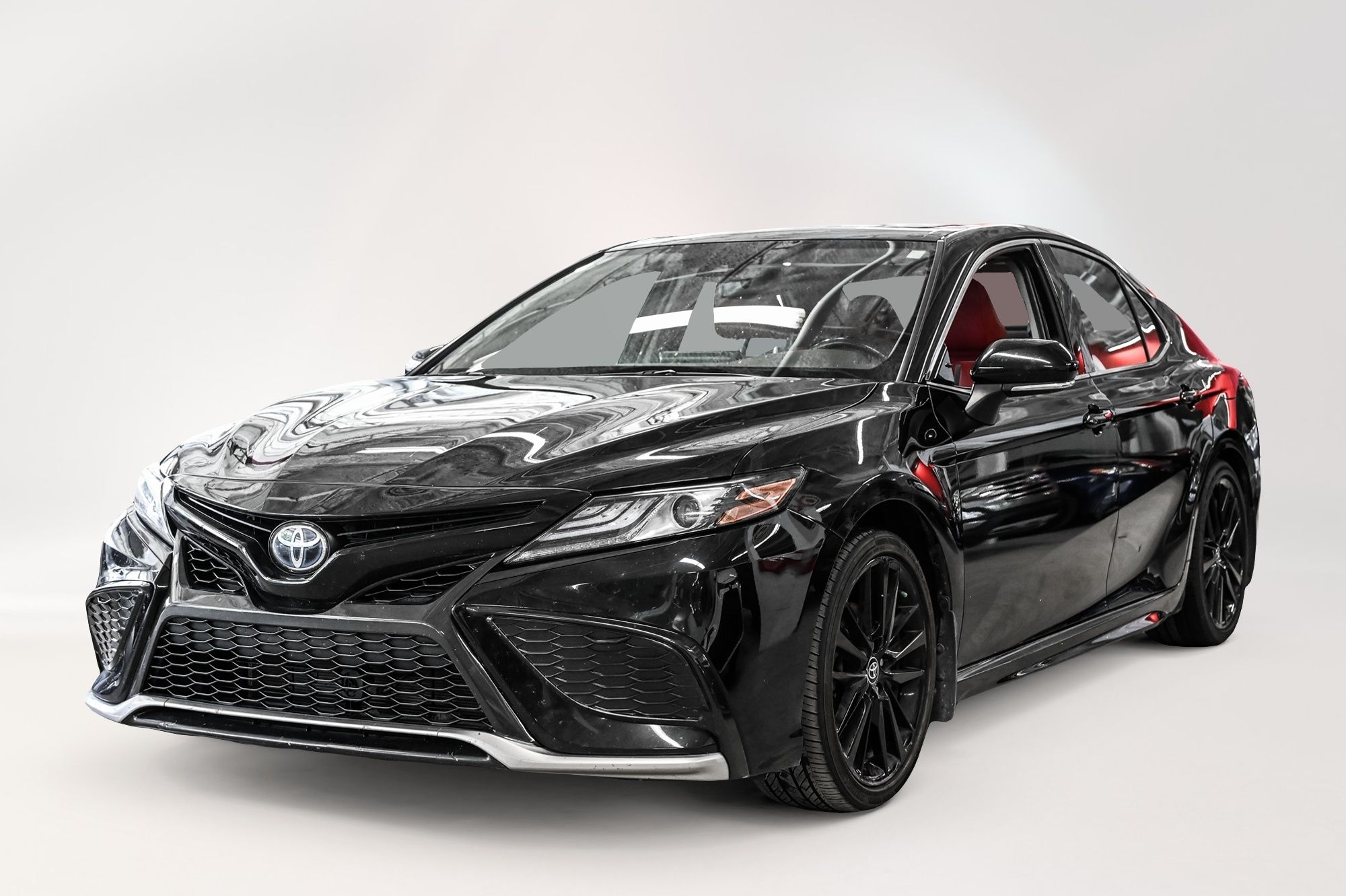 Toyota Camry Hybrid  2023 à Verdun, Québec