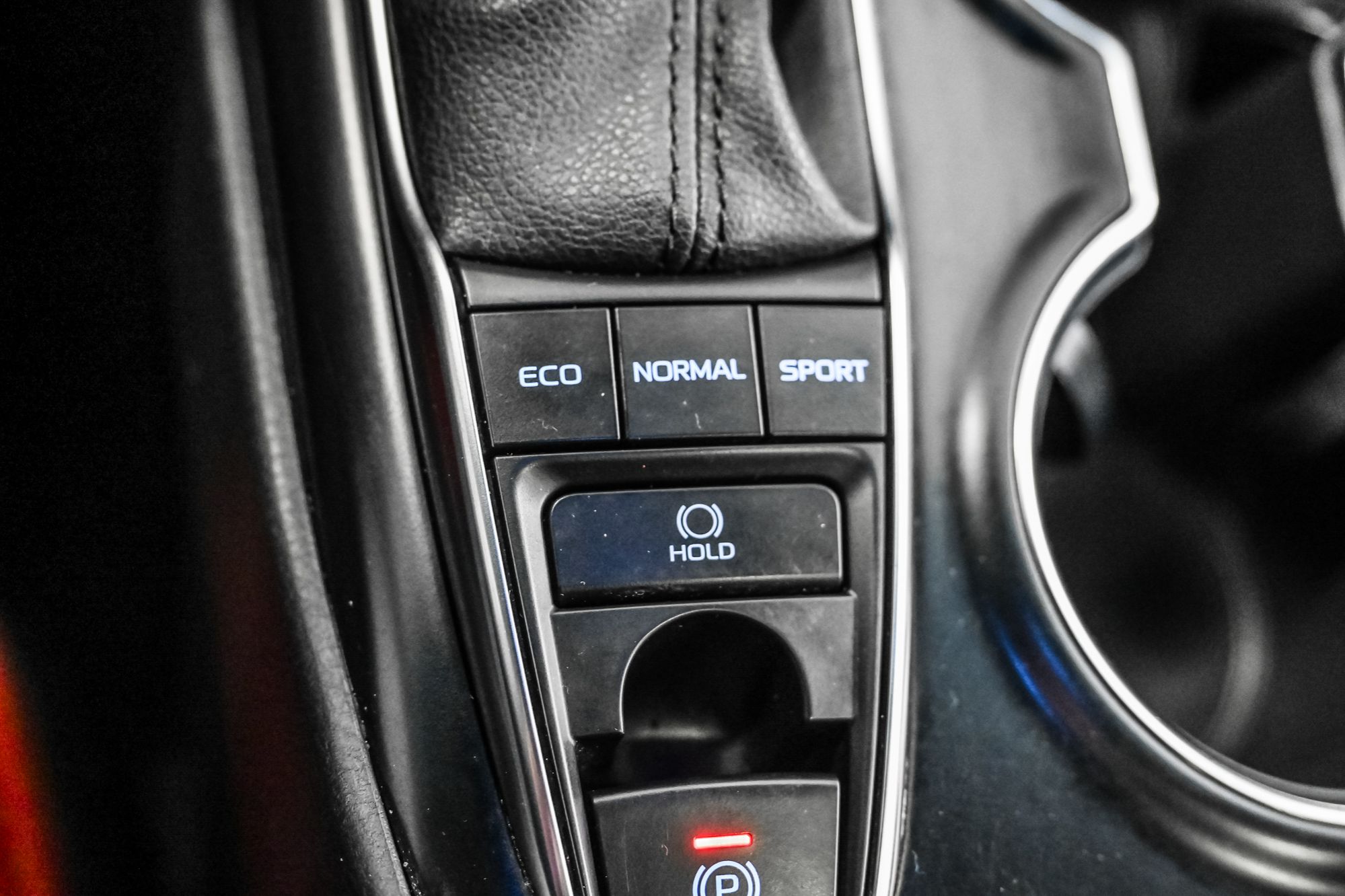 2020 Toyota Camry in Verdun, Quebec