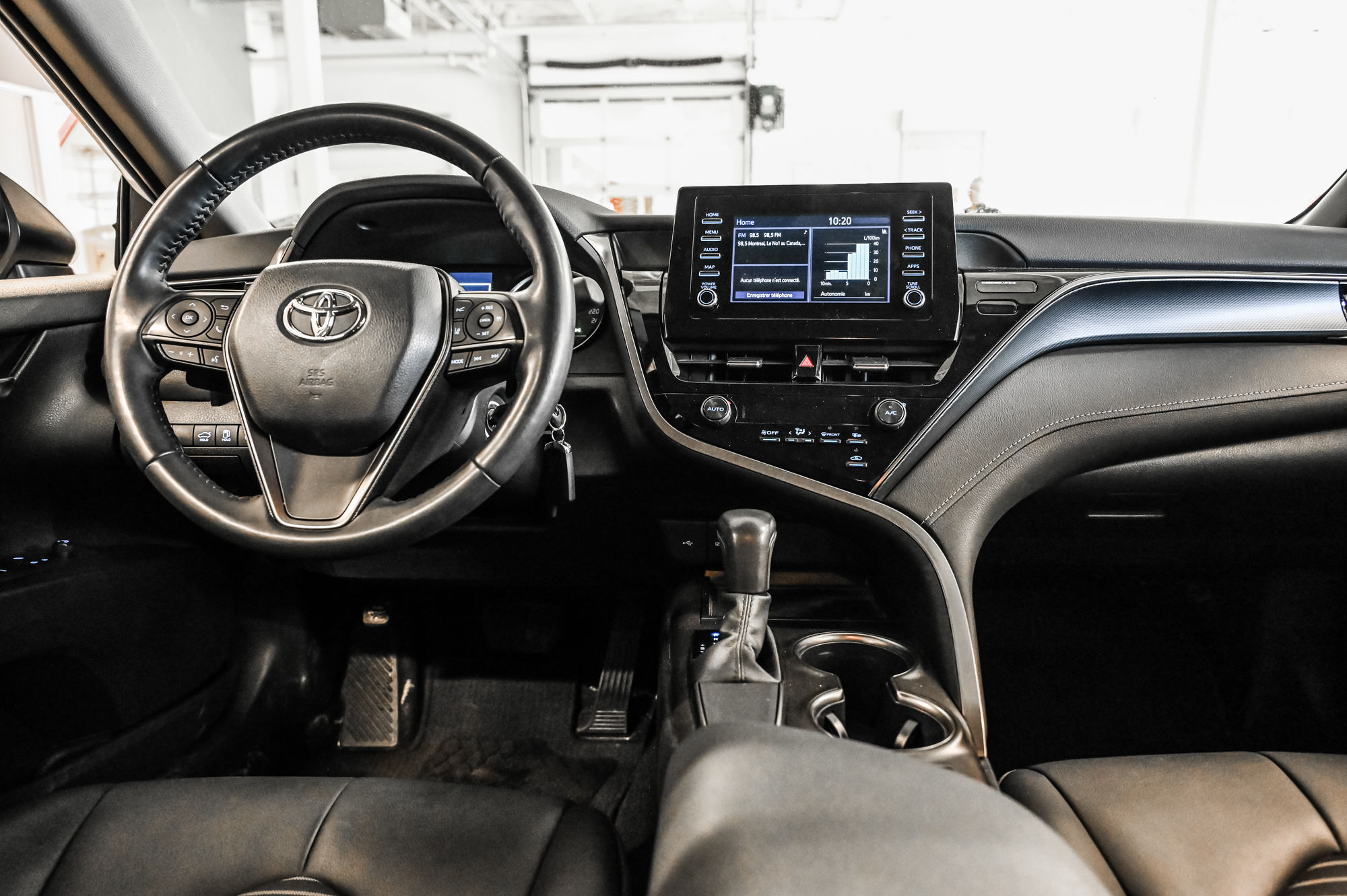2022 Toyota Camry in Verdun, Quebec