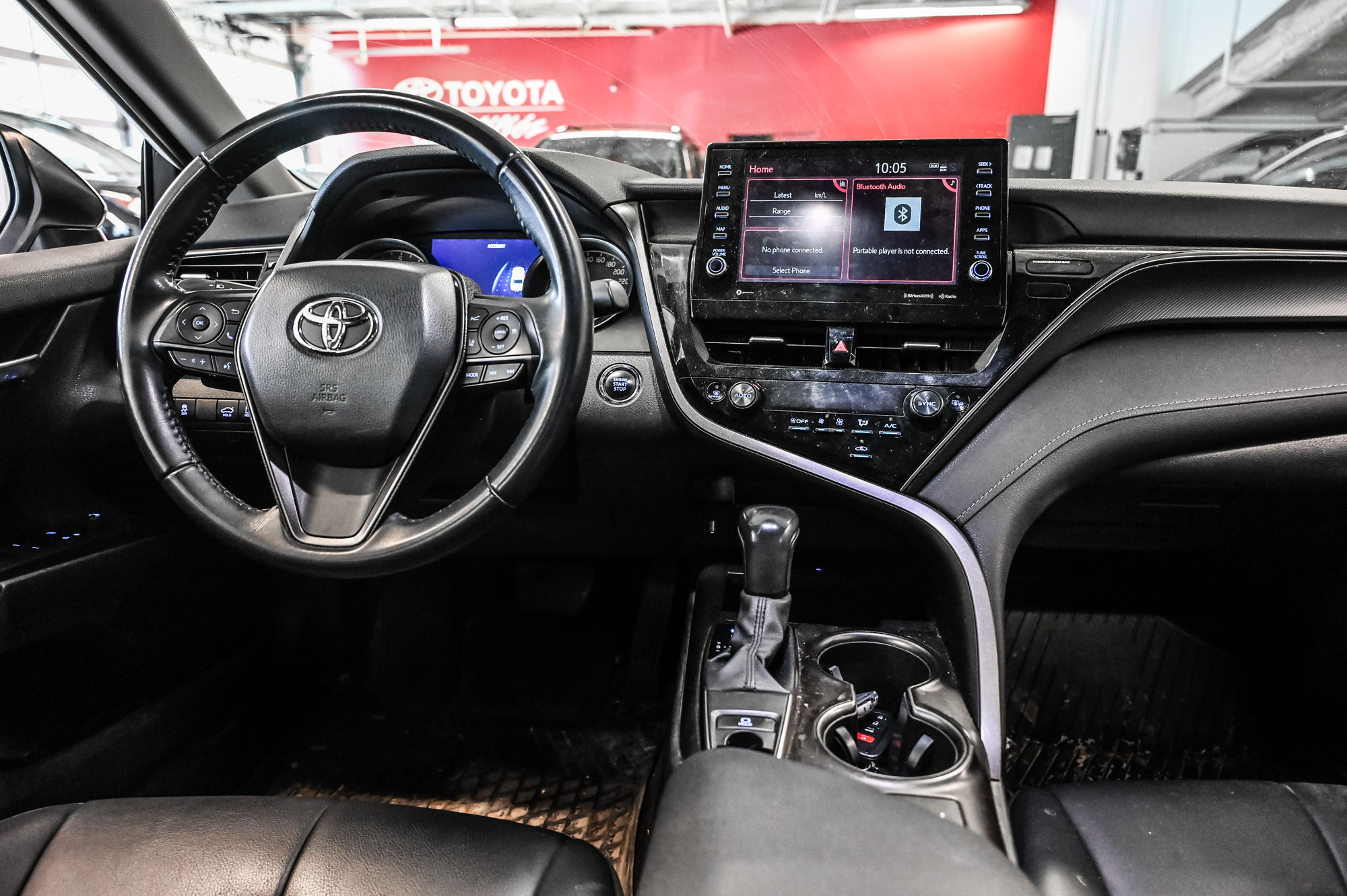 2022 Toyota Camry in Verdun, Quebec