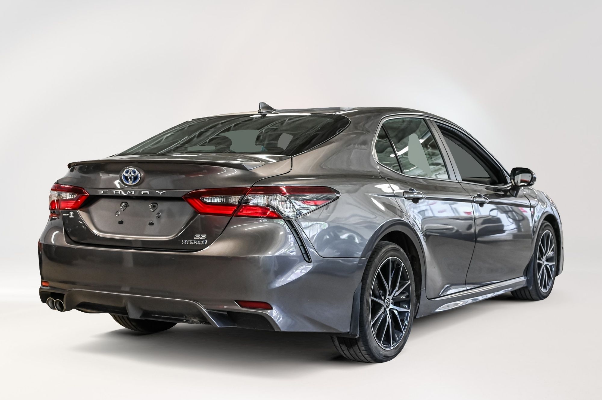 2022 Toyota Camry Hybrid in Verdun, Quebec