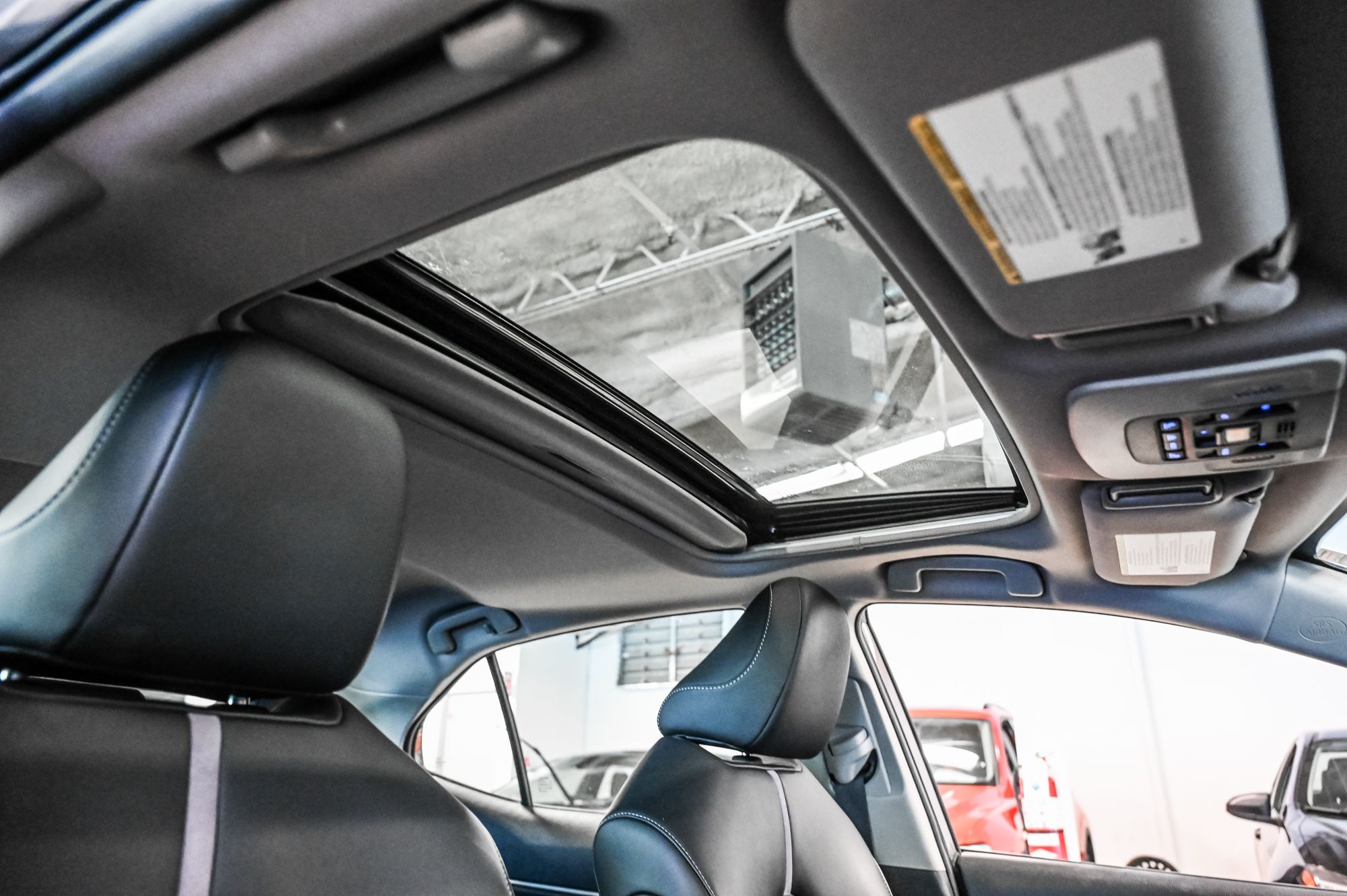 2022 Toyota Camry Hybrid in Verdun, Quebec