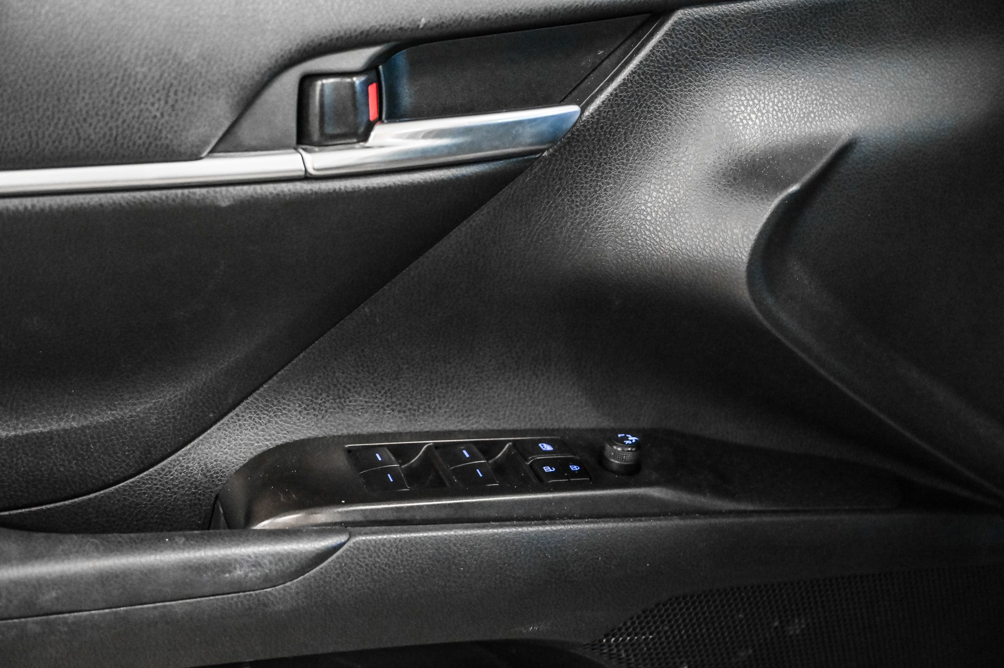 2022 Toyota Camry Hybrid in Verdun, Quebec
