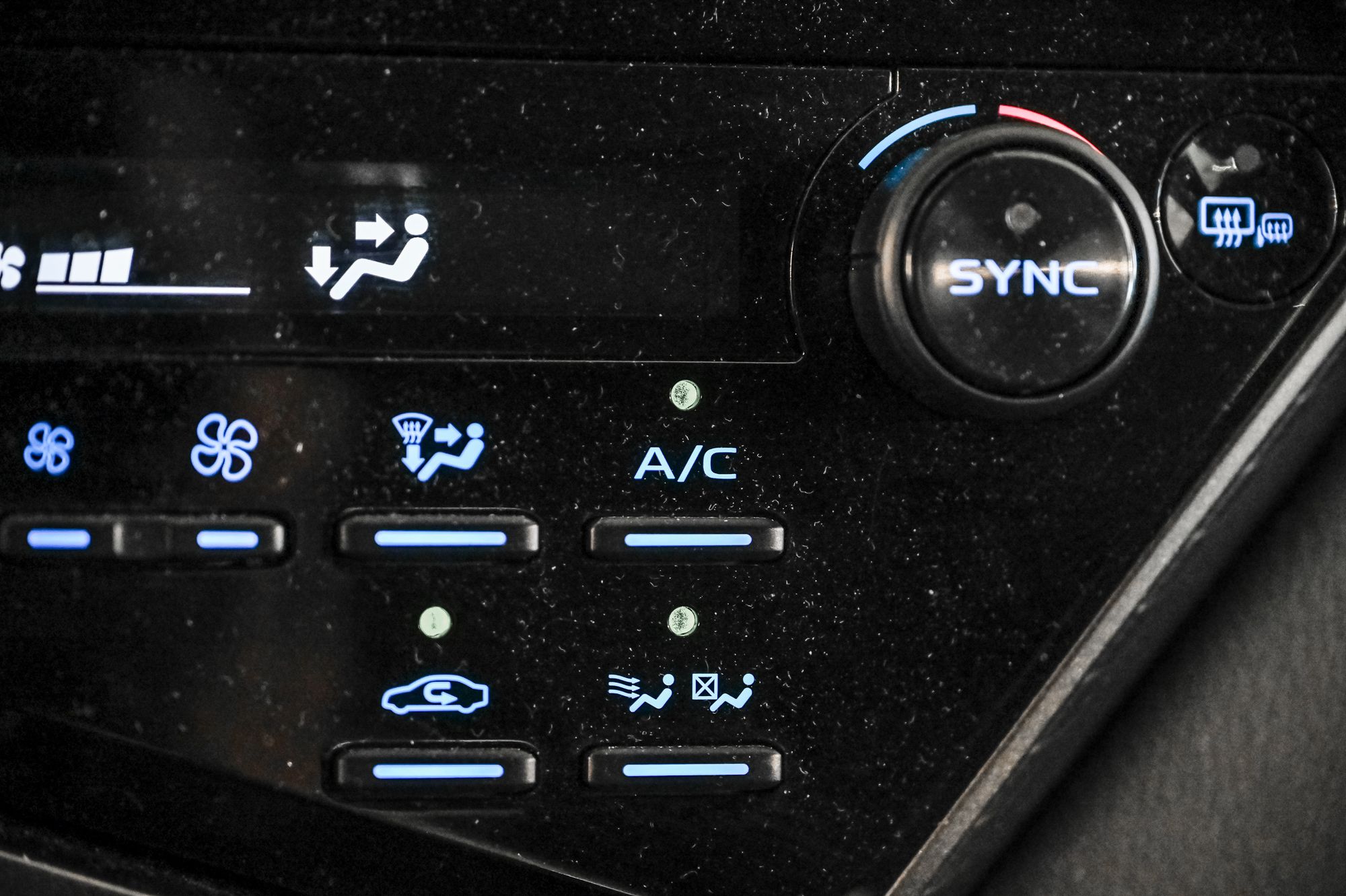2022 Toyota Camry Hybrid in Verdun, Quebec