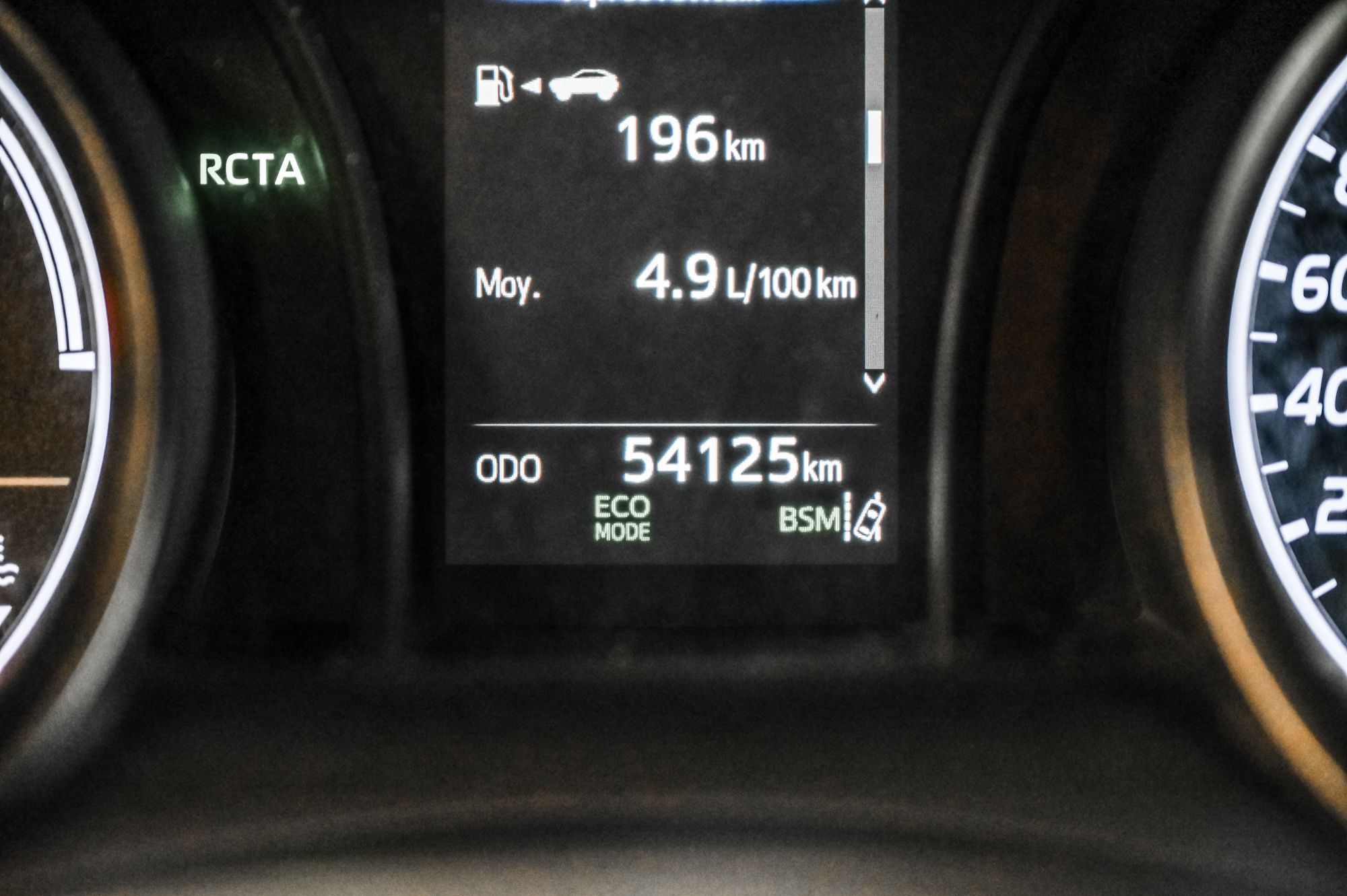 2022 Toyota Camry Hybrid in Verdun, Quebec