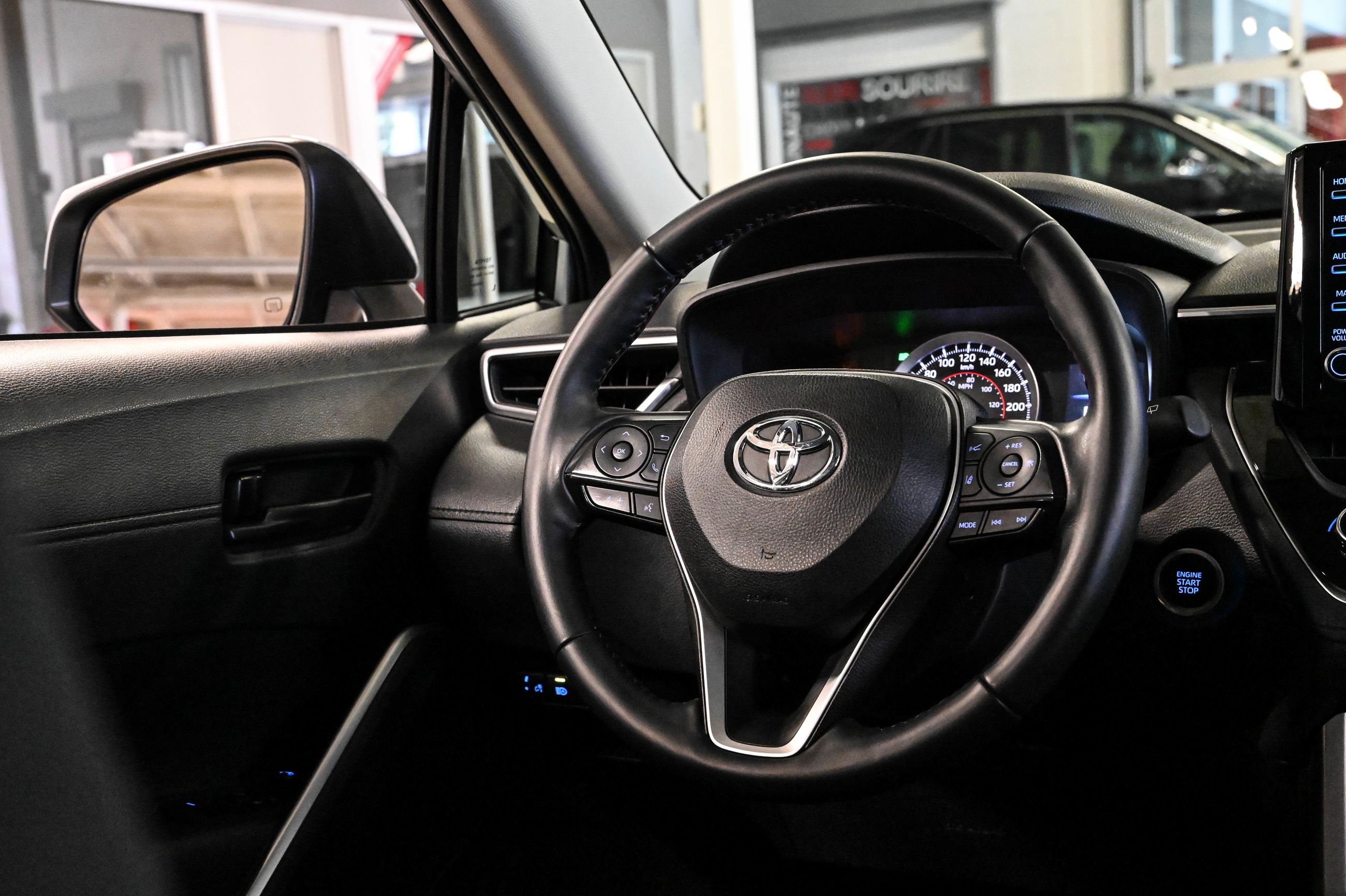 2022 Toyota COROLLA CROSS