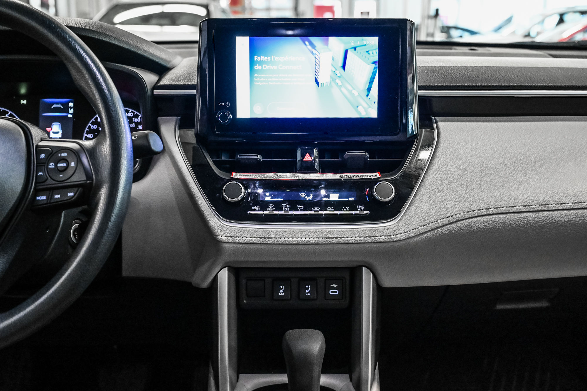 Toyota COROLLA CROSS  2023 à Verdun, Québec