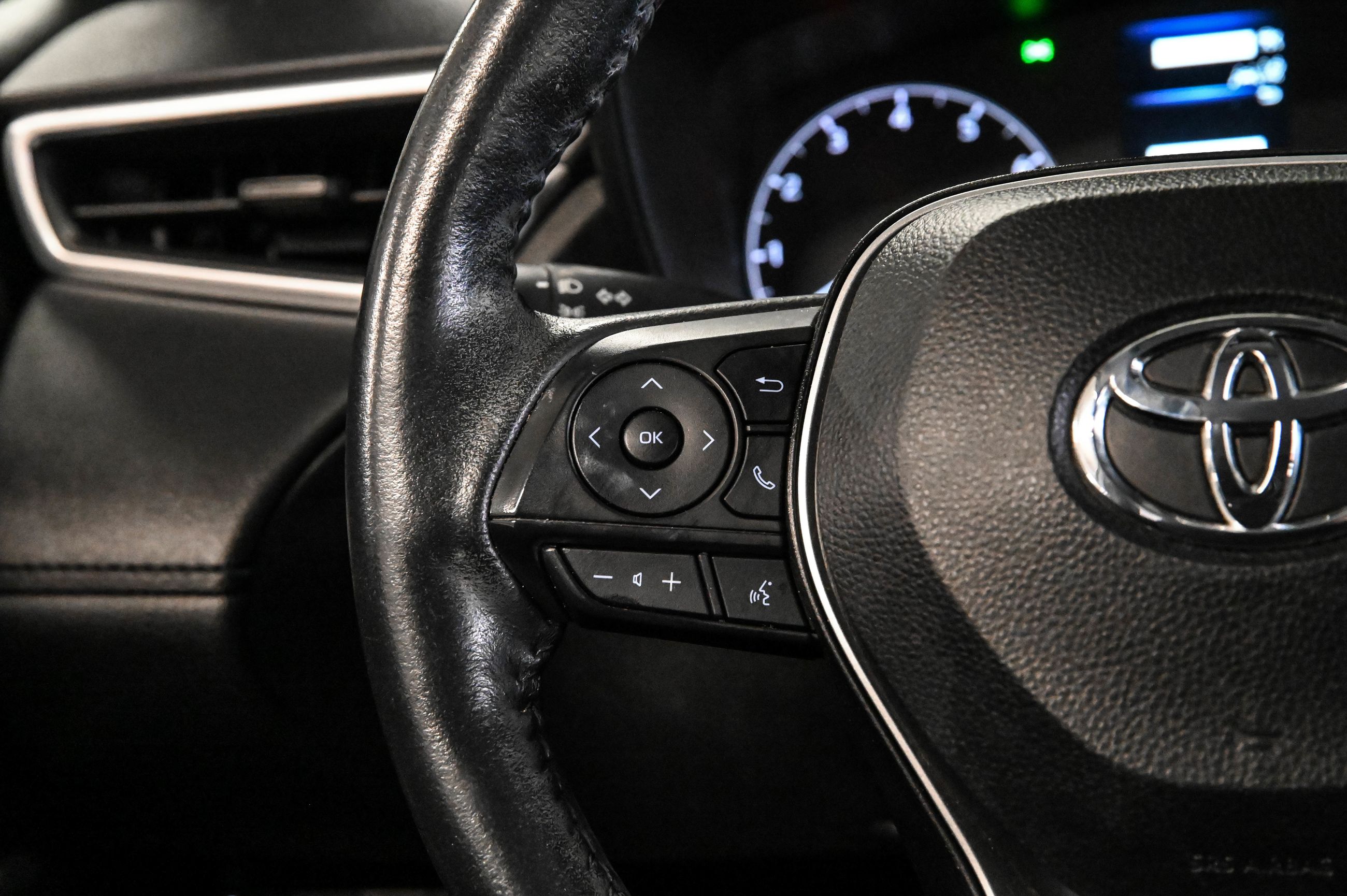 Toyota Corolla Cross  2023