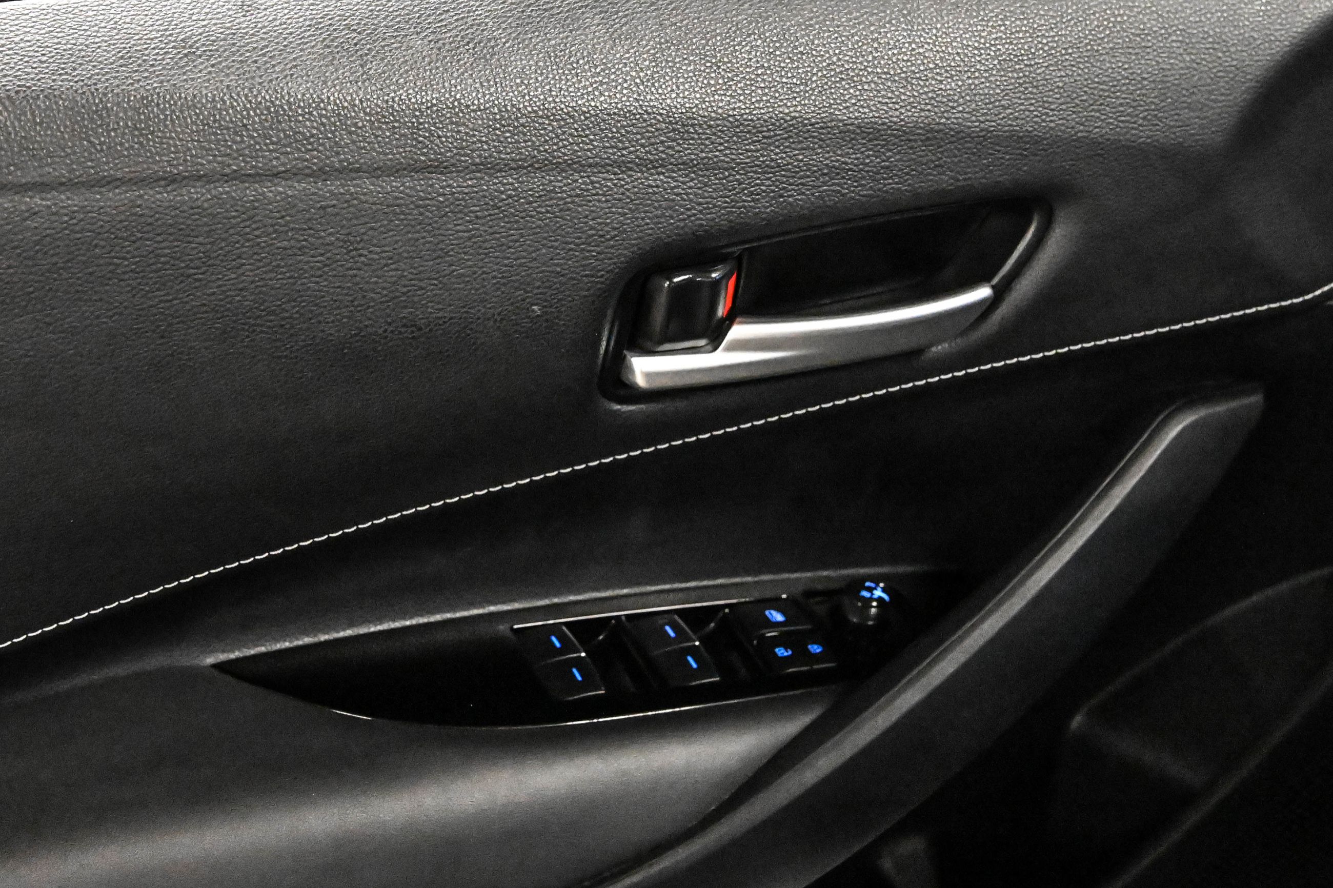 Toyota Corolla Hatchback  2022