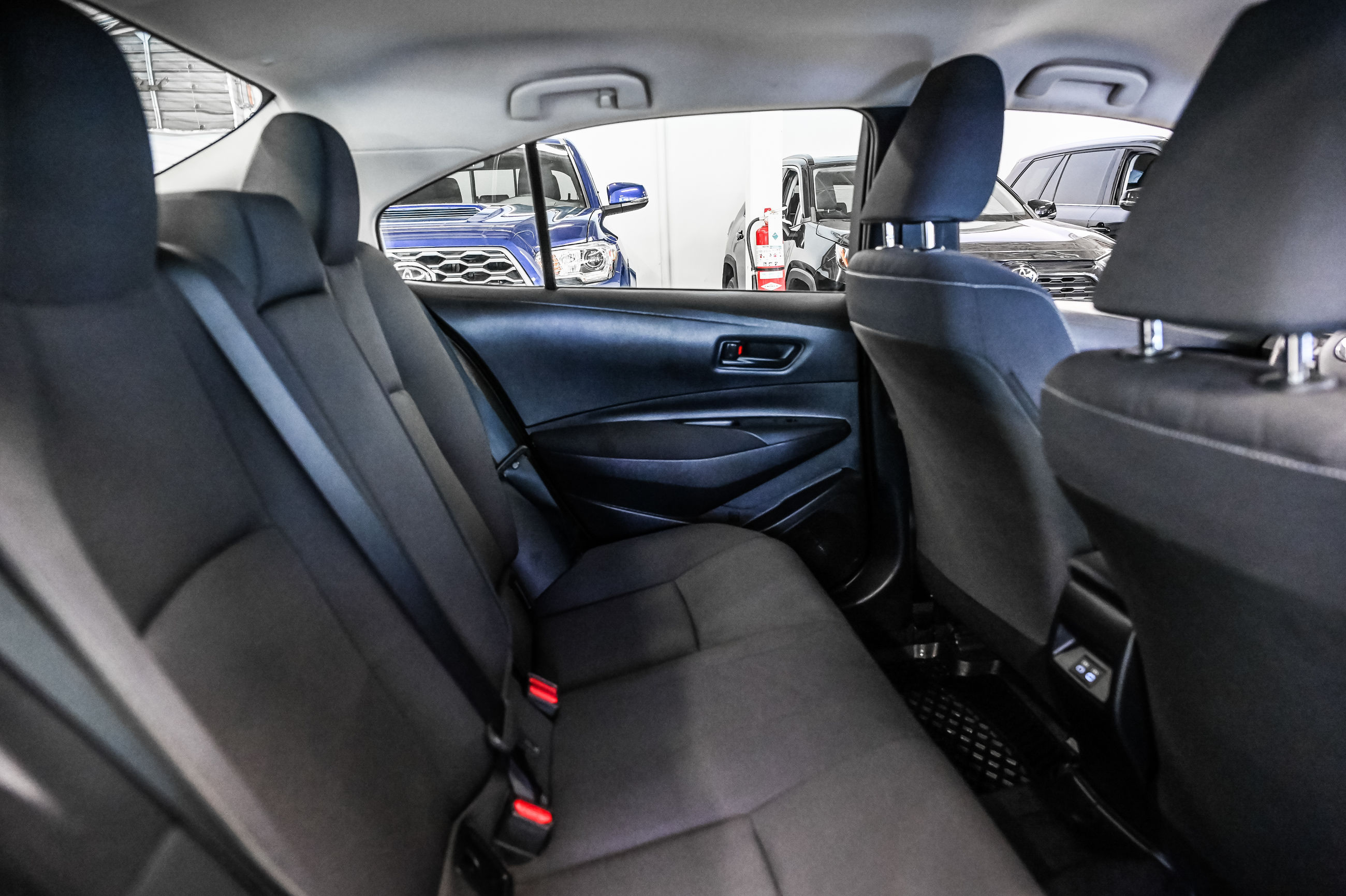 2023 Toyota COROLLA HYBRID in Verdun, Quebec