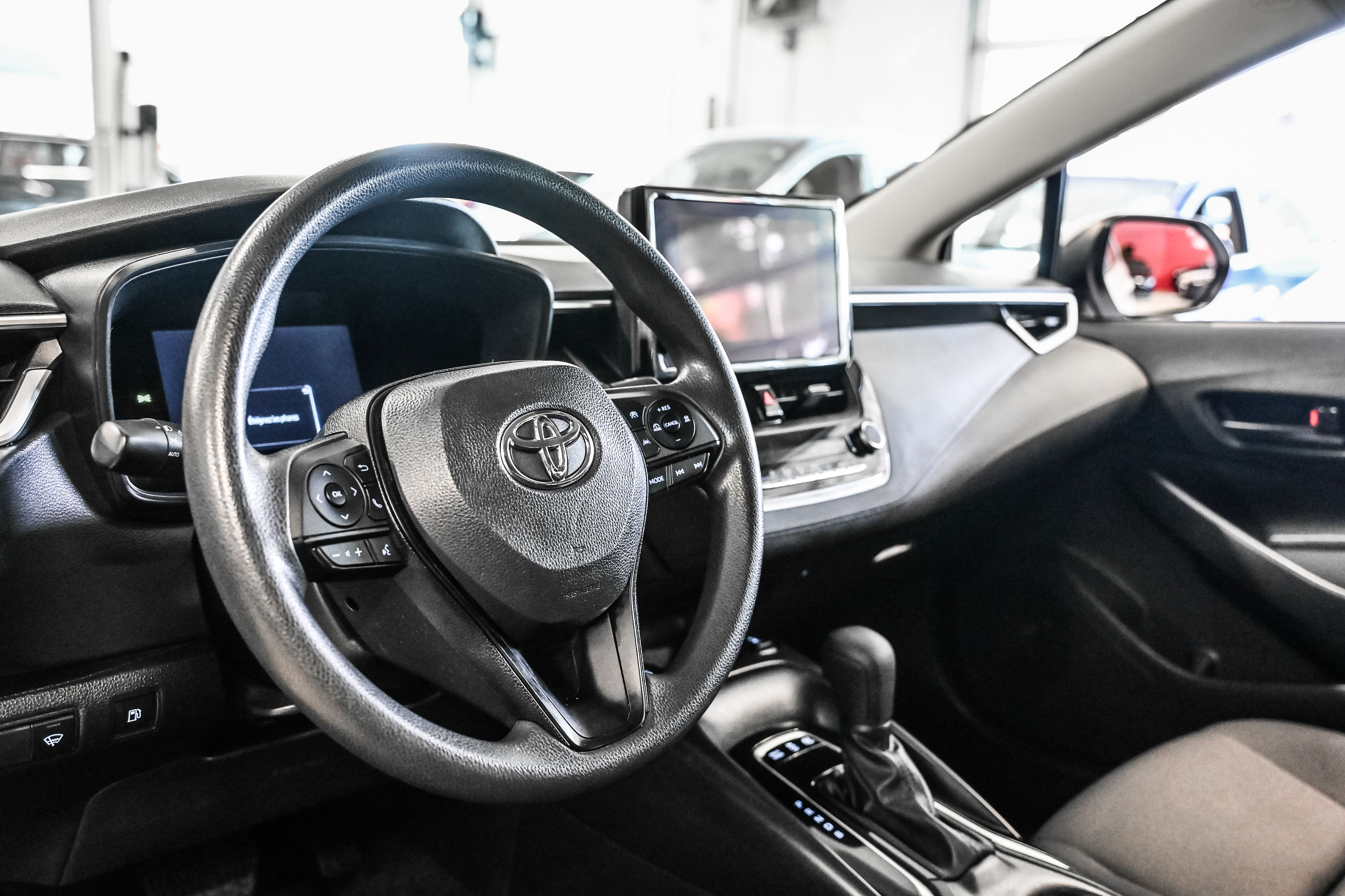 2023 Toyota COROLLA HYBRID in Verdun, Quebec