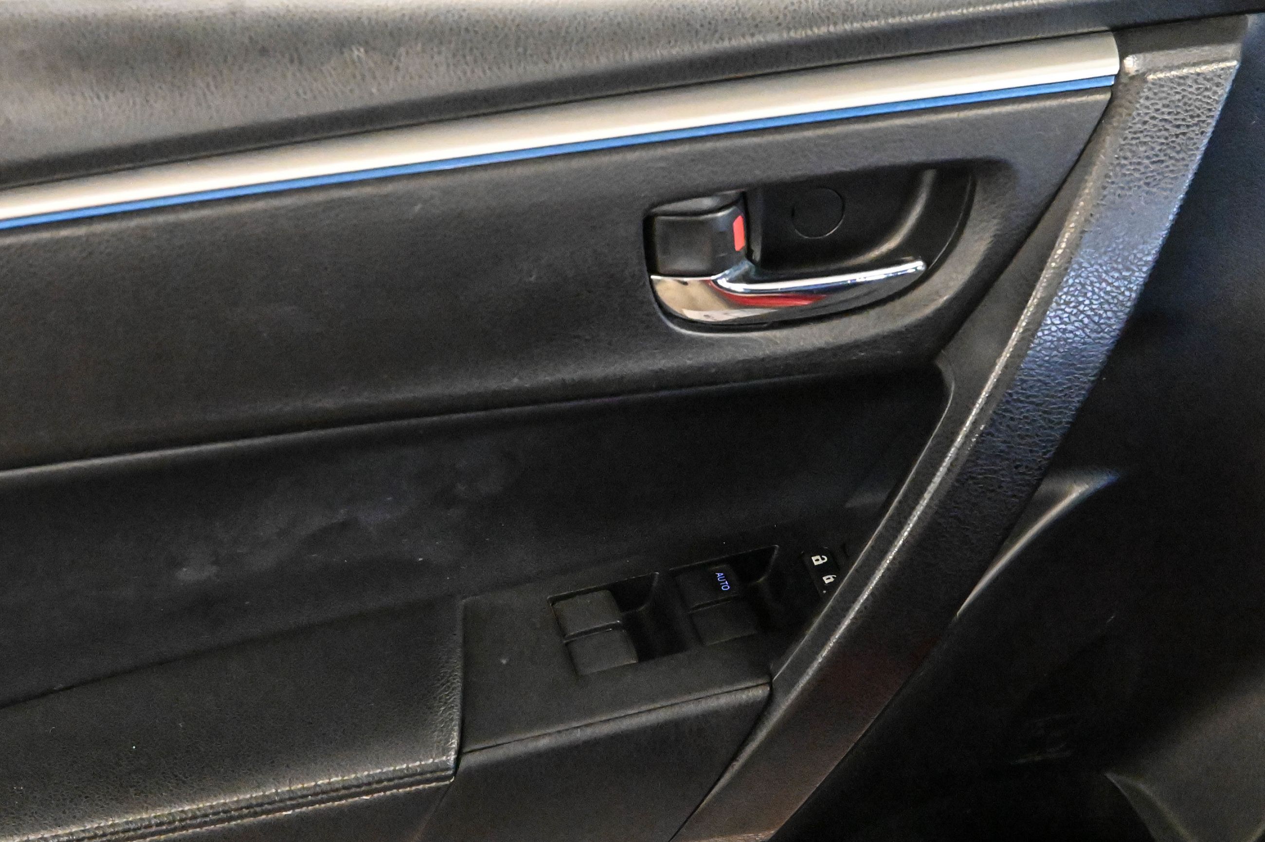 Toyota Corolla  2016