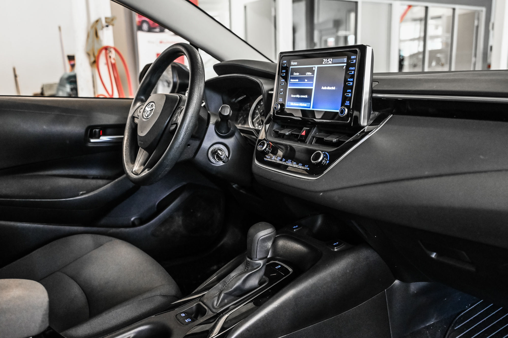 2021 Toyota Corolla in Verdun, Quebec