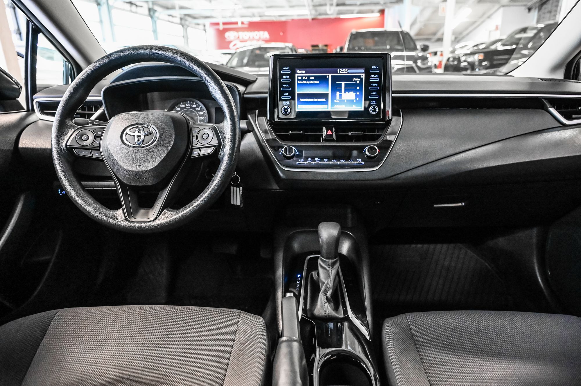 2022 Toyota Corolla in Verdun, Quebec