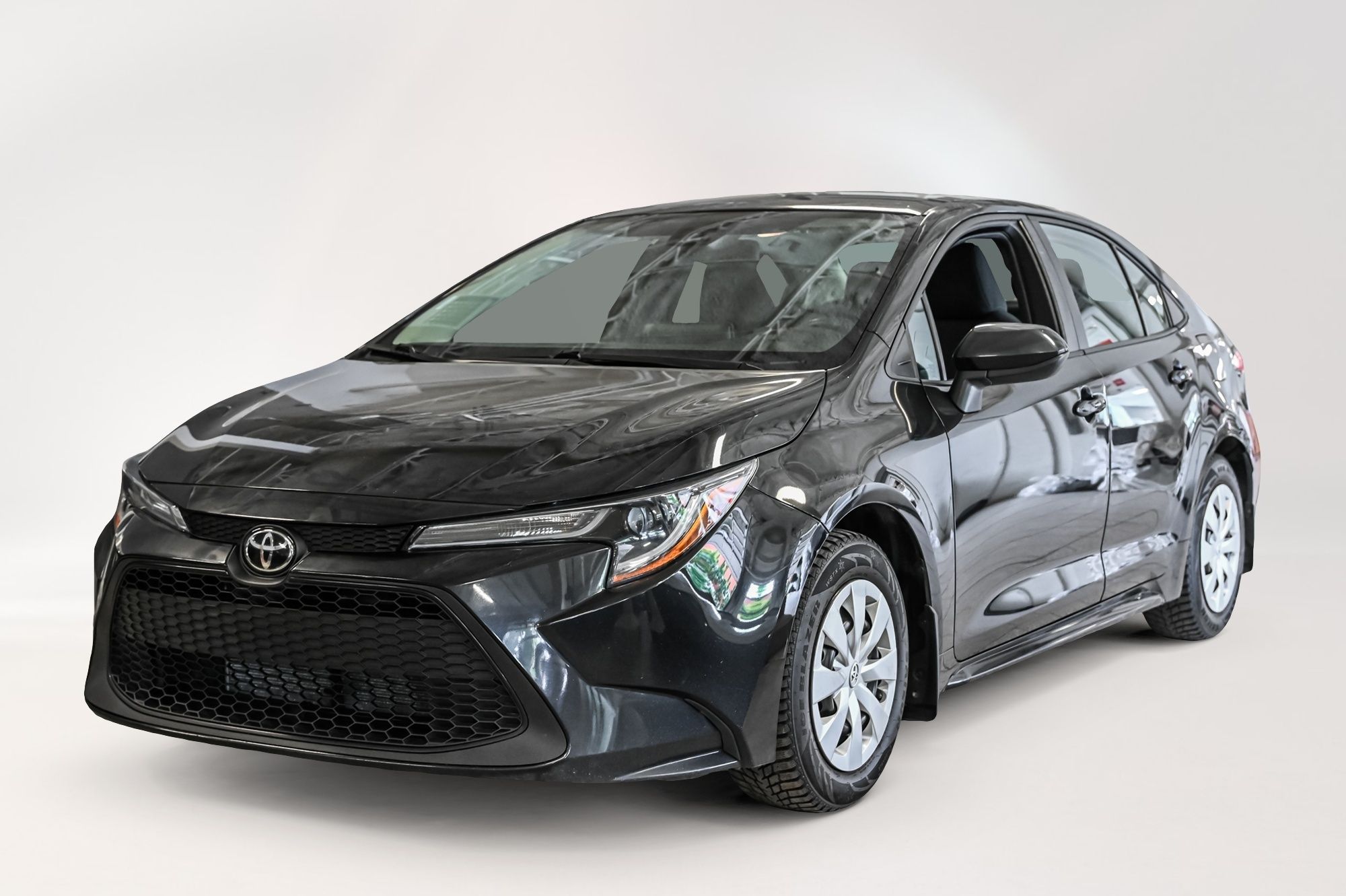 2022 Toyota Corolla in Verdun, Quebec
