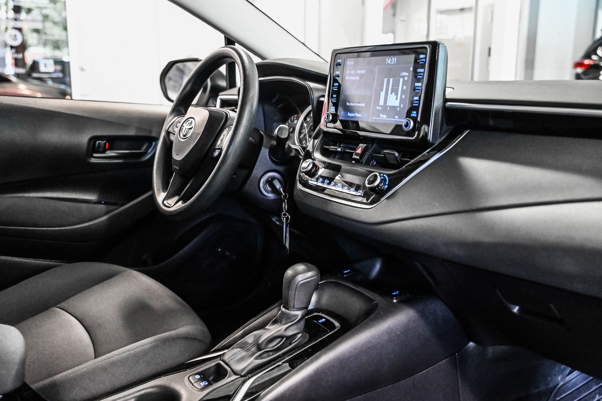 2022 Toyota Corolla in Verdun, Quebec