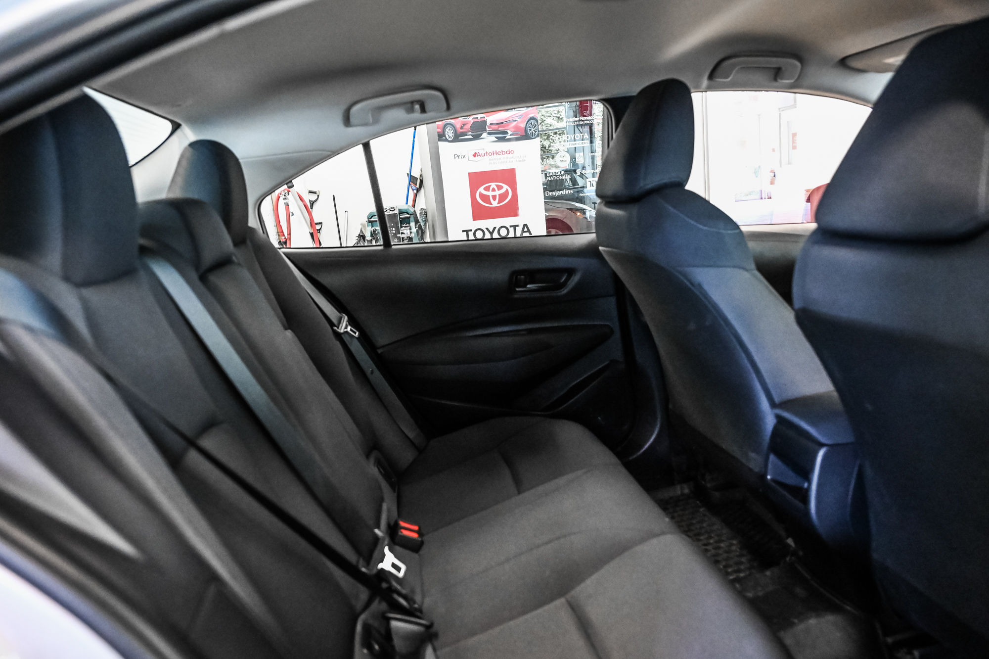 2022 Toyota Corolla in Verdun, Quebec