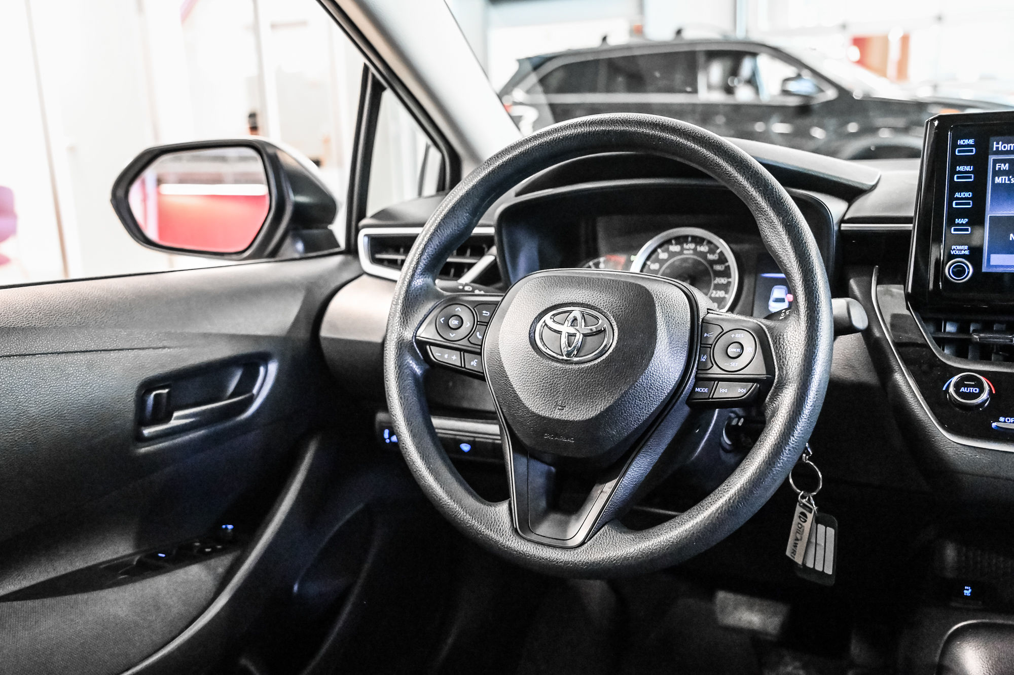 2022 Toyota Corolla in Verdun, Quebec
