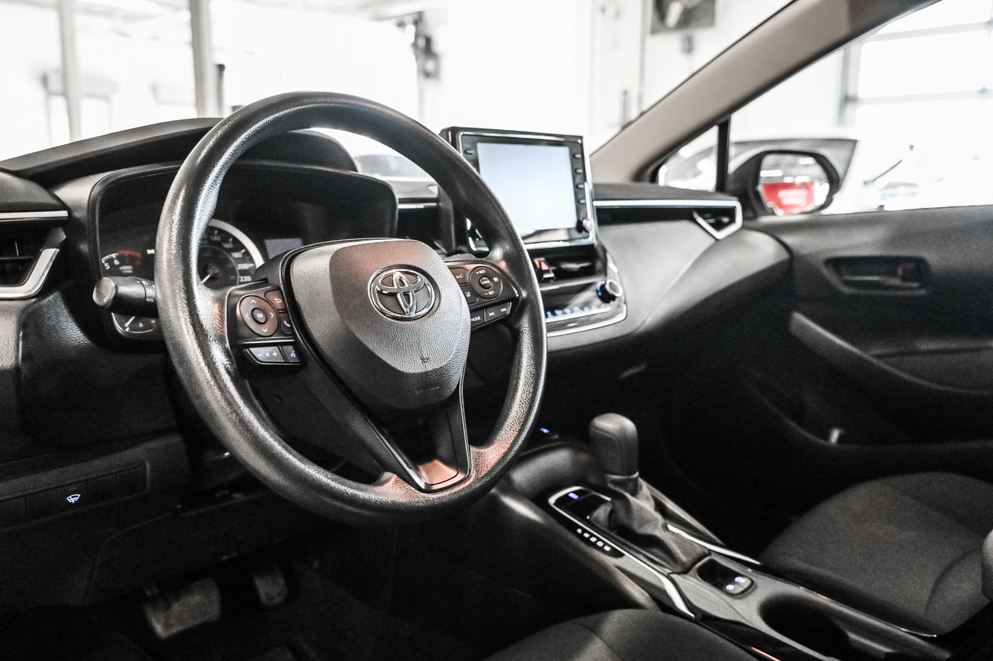 2022 Toyota Corolla in Verdun, Quebec