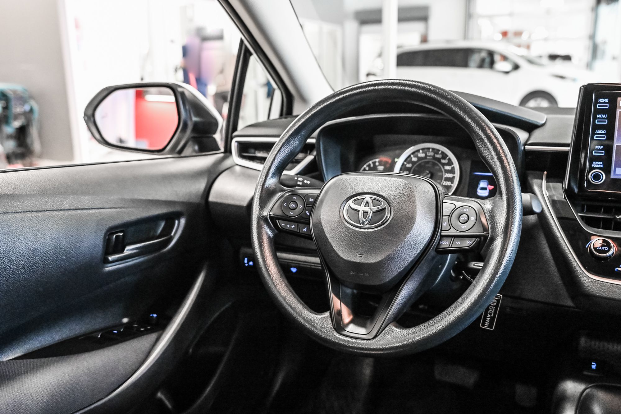 2022 Toyota Corolla in Verdun, Quebec