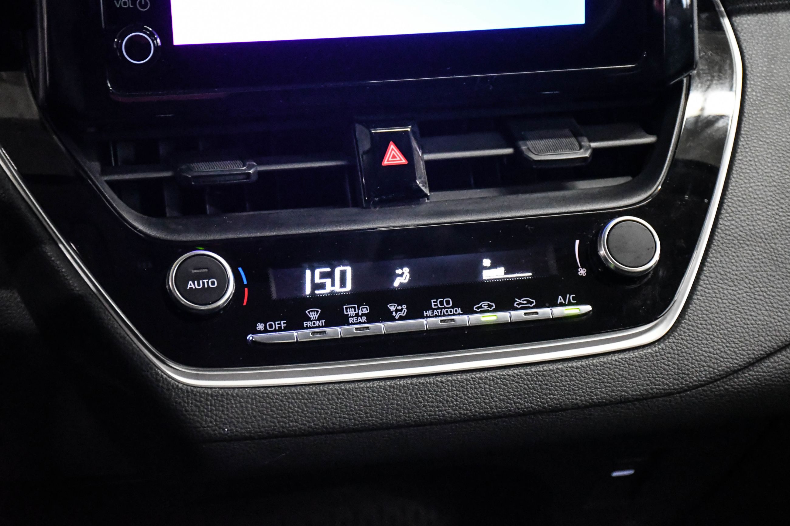 2023 Toyota Corolla in Verdun, Quebec