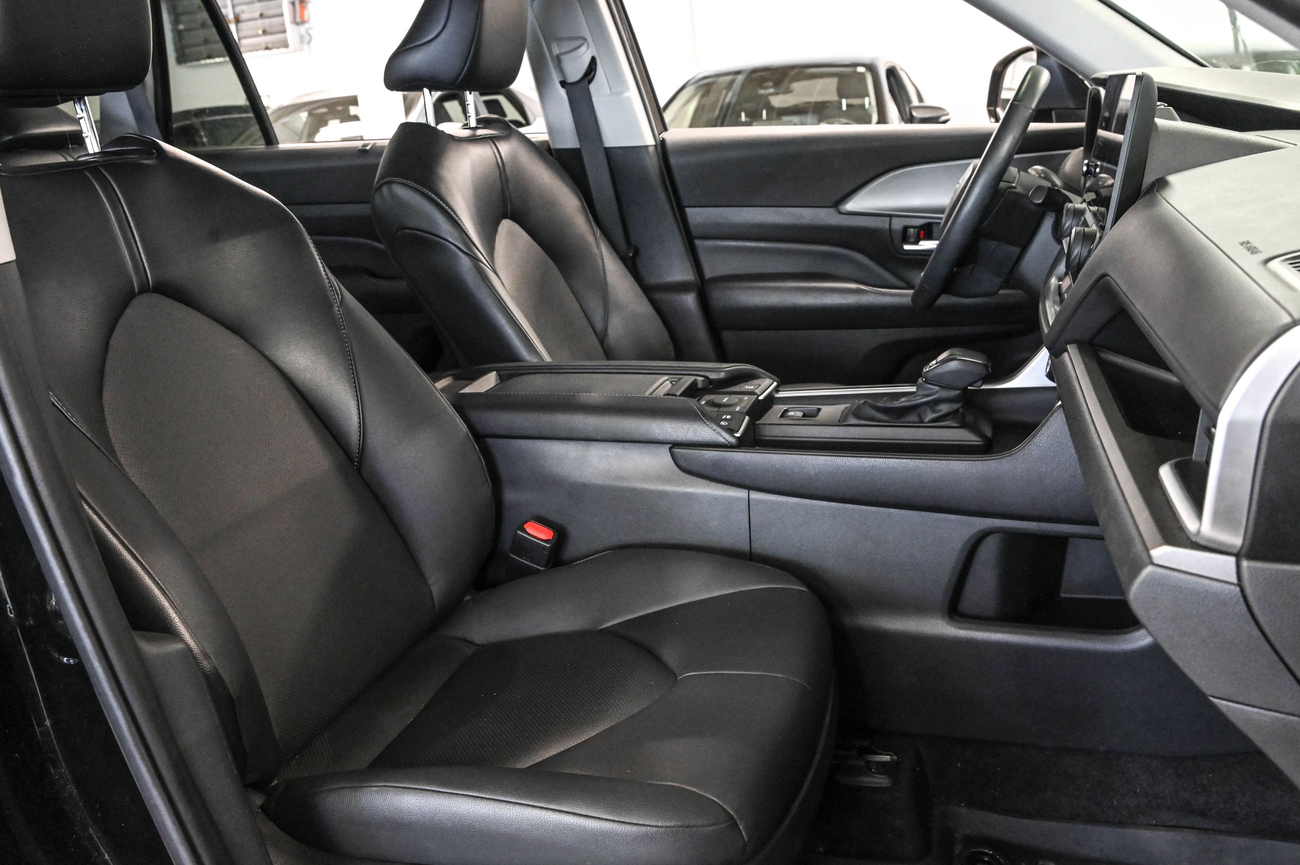 2024 Toyota GRAND HIGHLANDER HYBRID in Verdun, Quebec