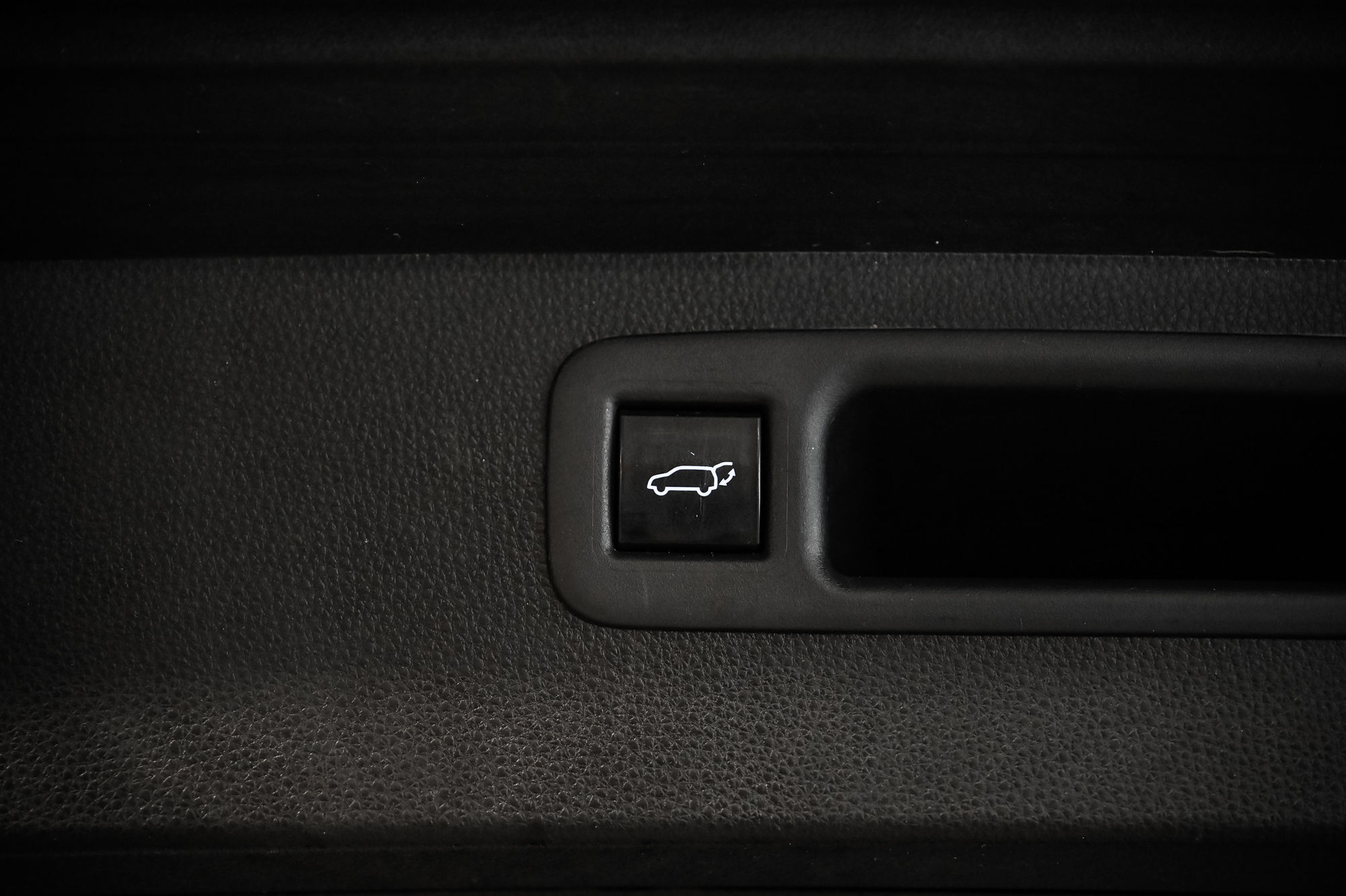 2020 Toyota Highlander hybrid in Verdun, Quebec