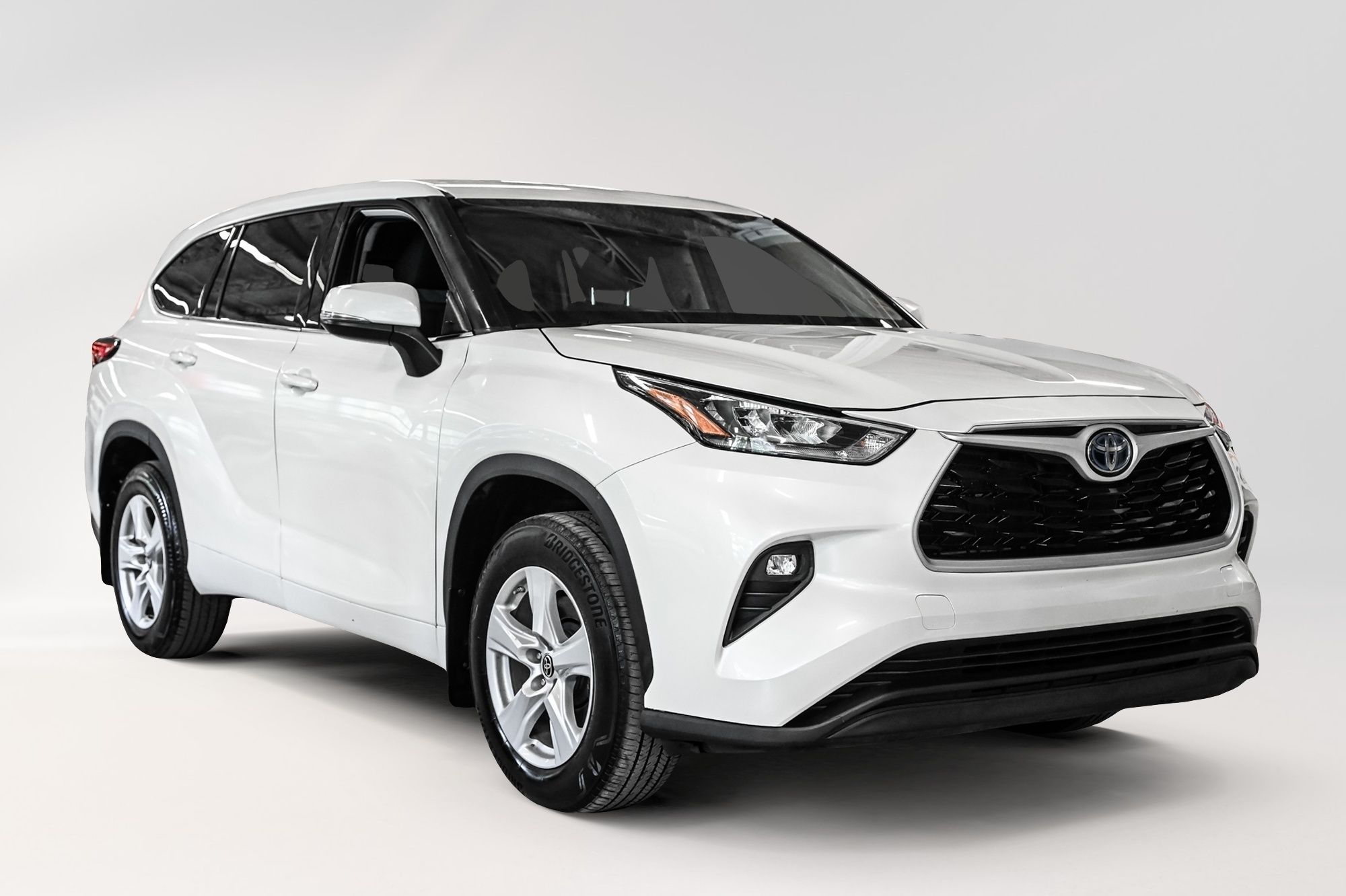 2020 Toyota Highlander hybrid in Verdun, Quebec