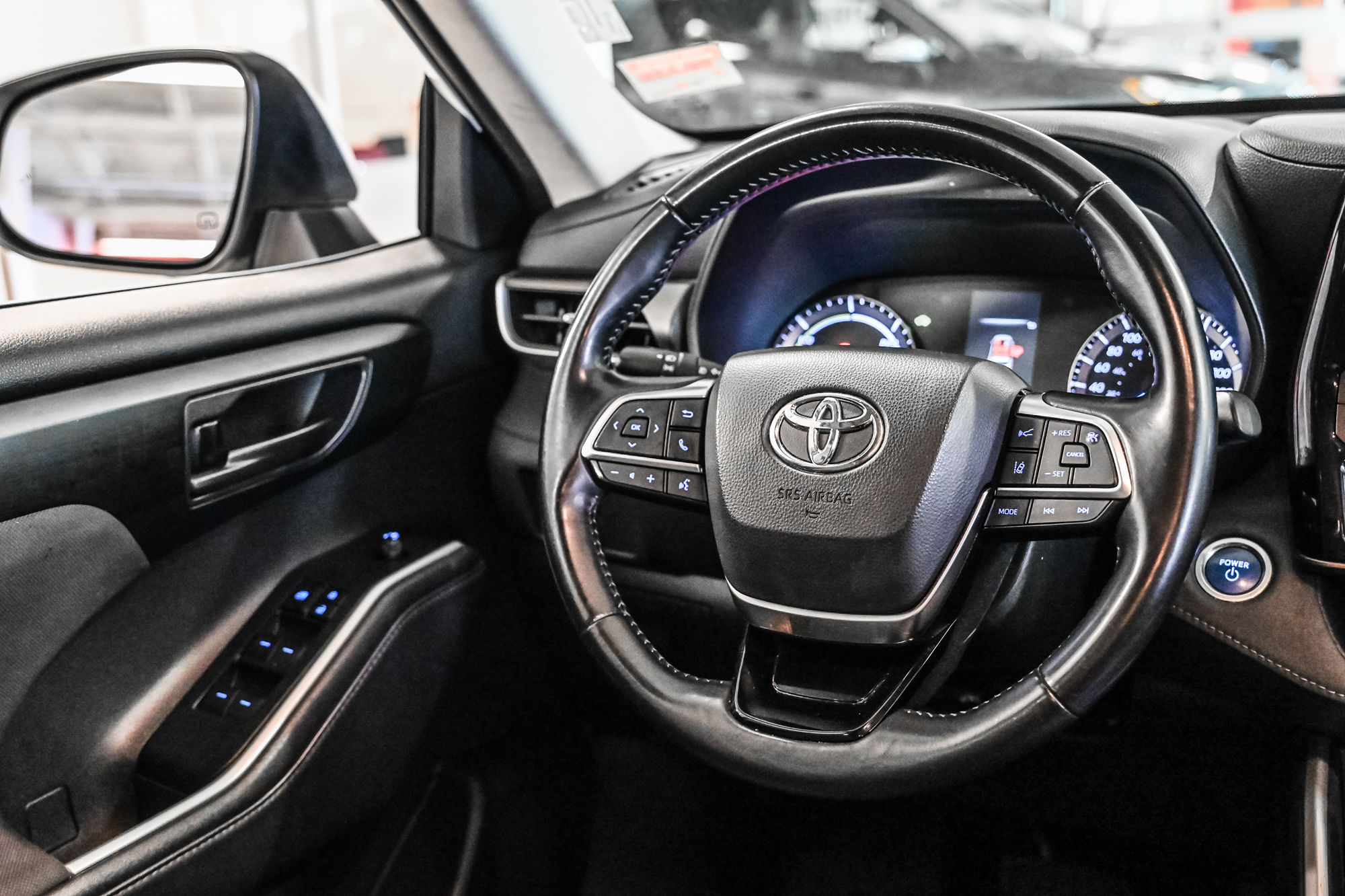 2020 Toyota Highlander hybrid in Verdun, Quebec