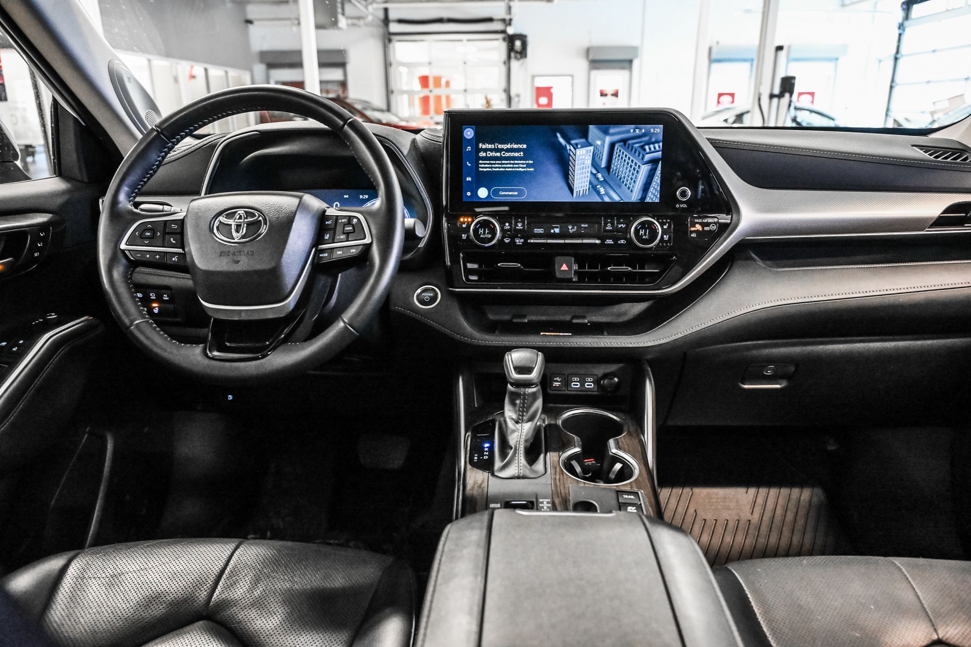 2025 Toyota Highlander Hybrid