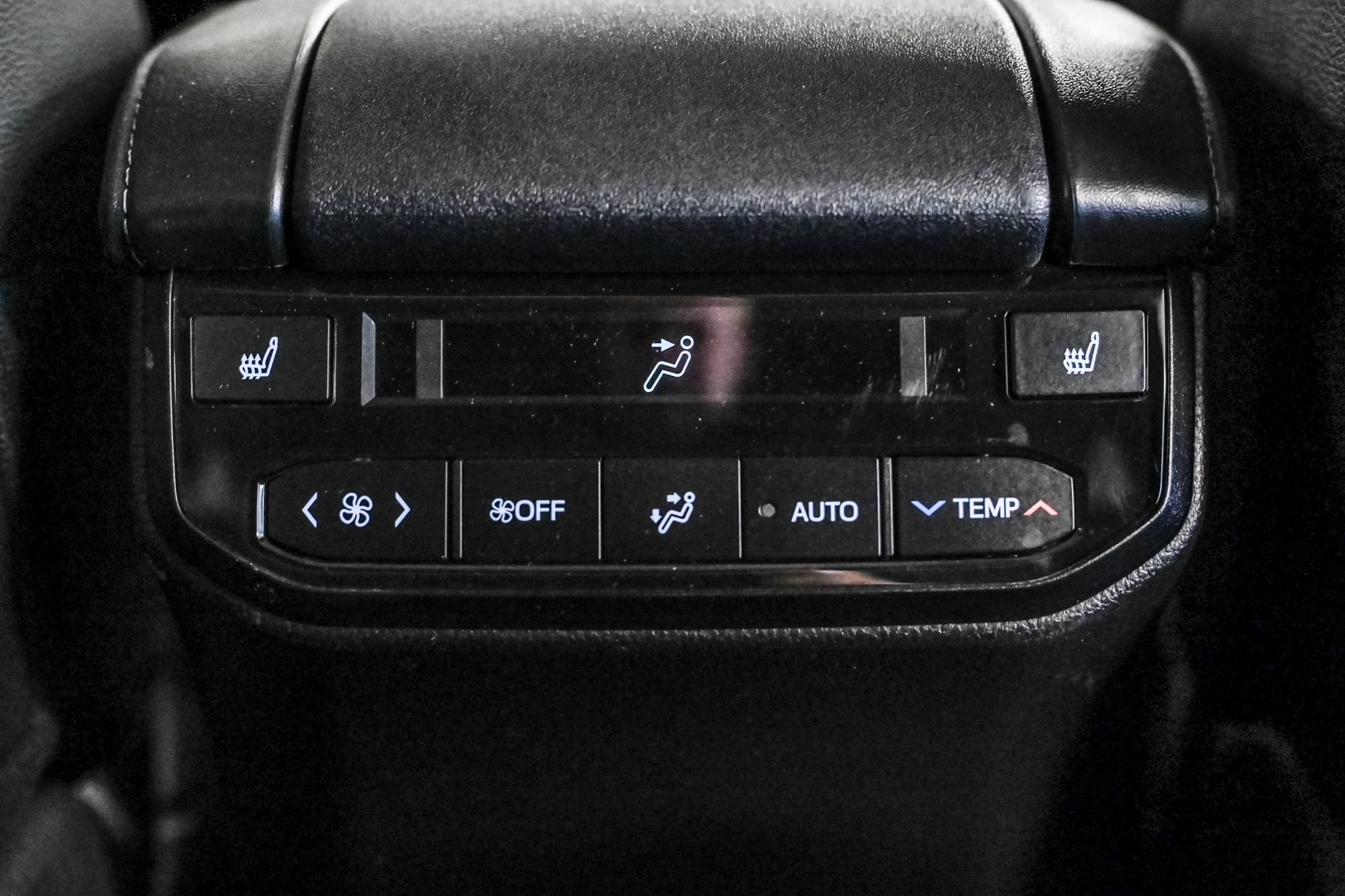 2025 Toyota Highlander Hybrid