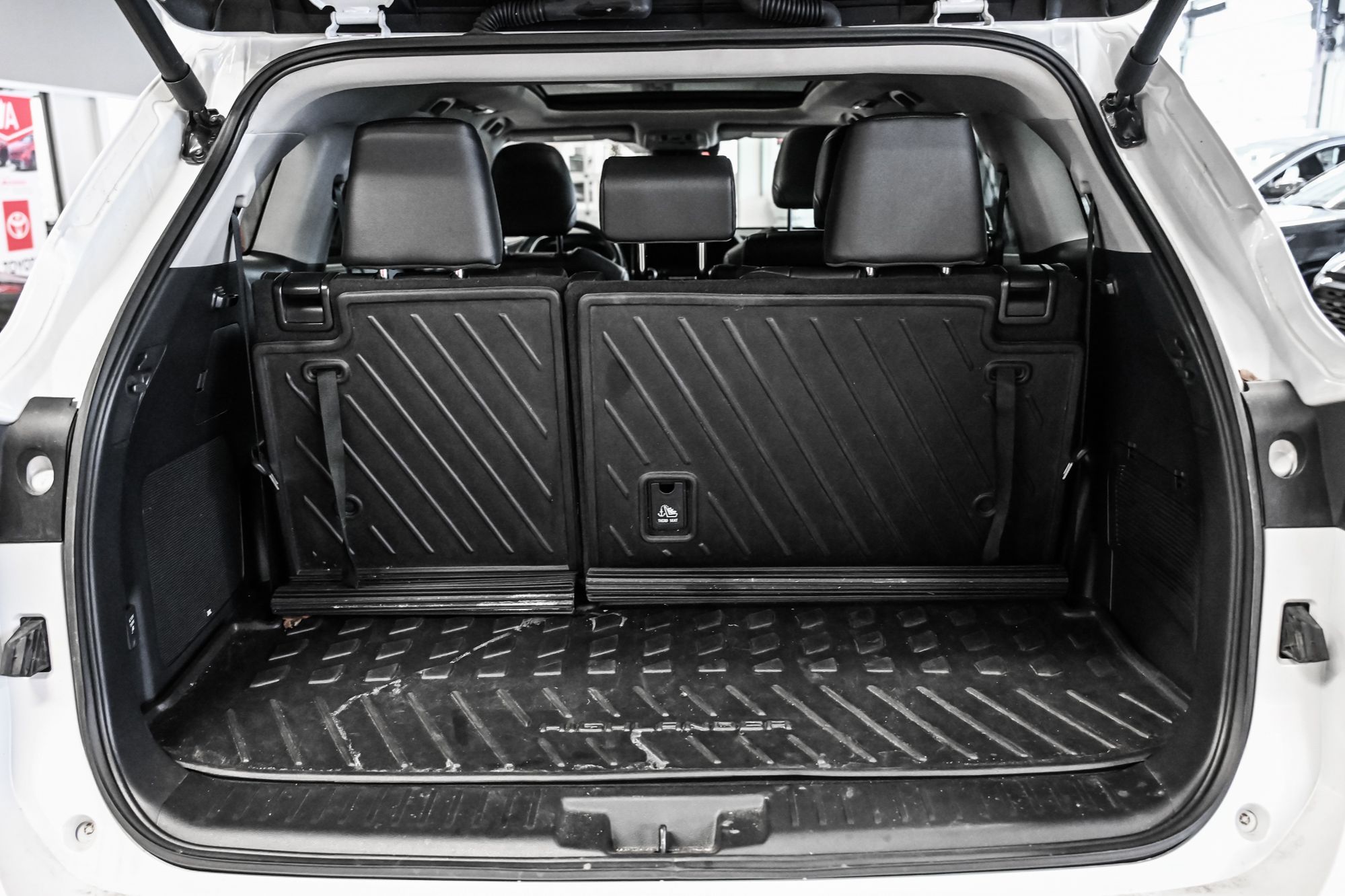 2025 Toyota Highlander Hybrid