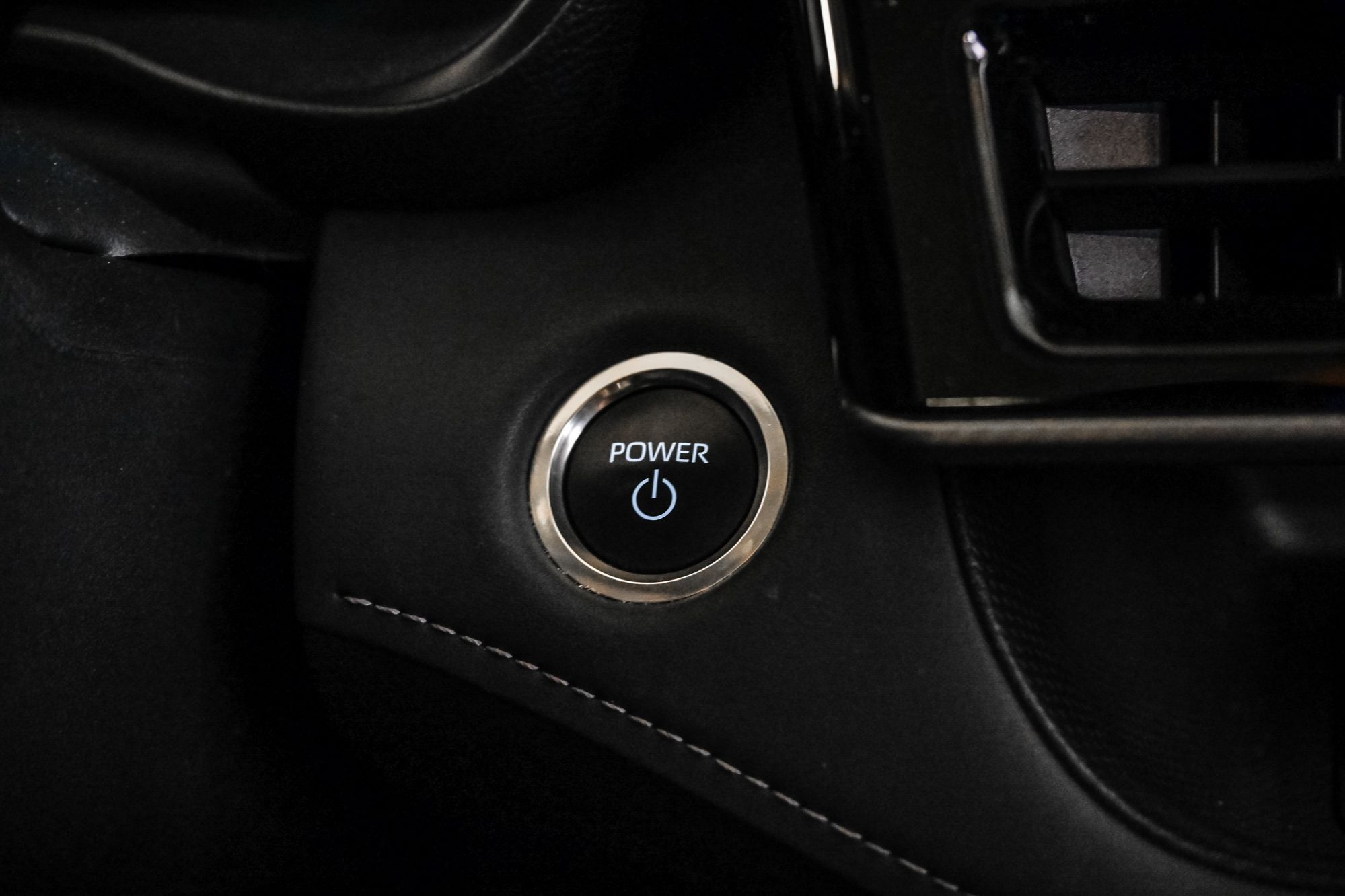 2025 Toyota Highlander Hybrid