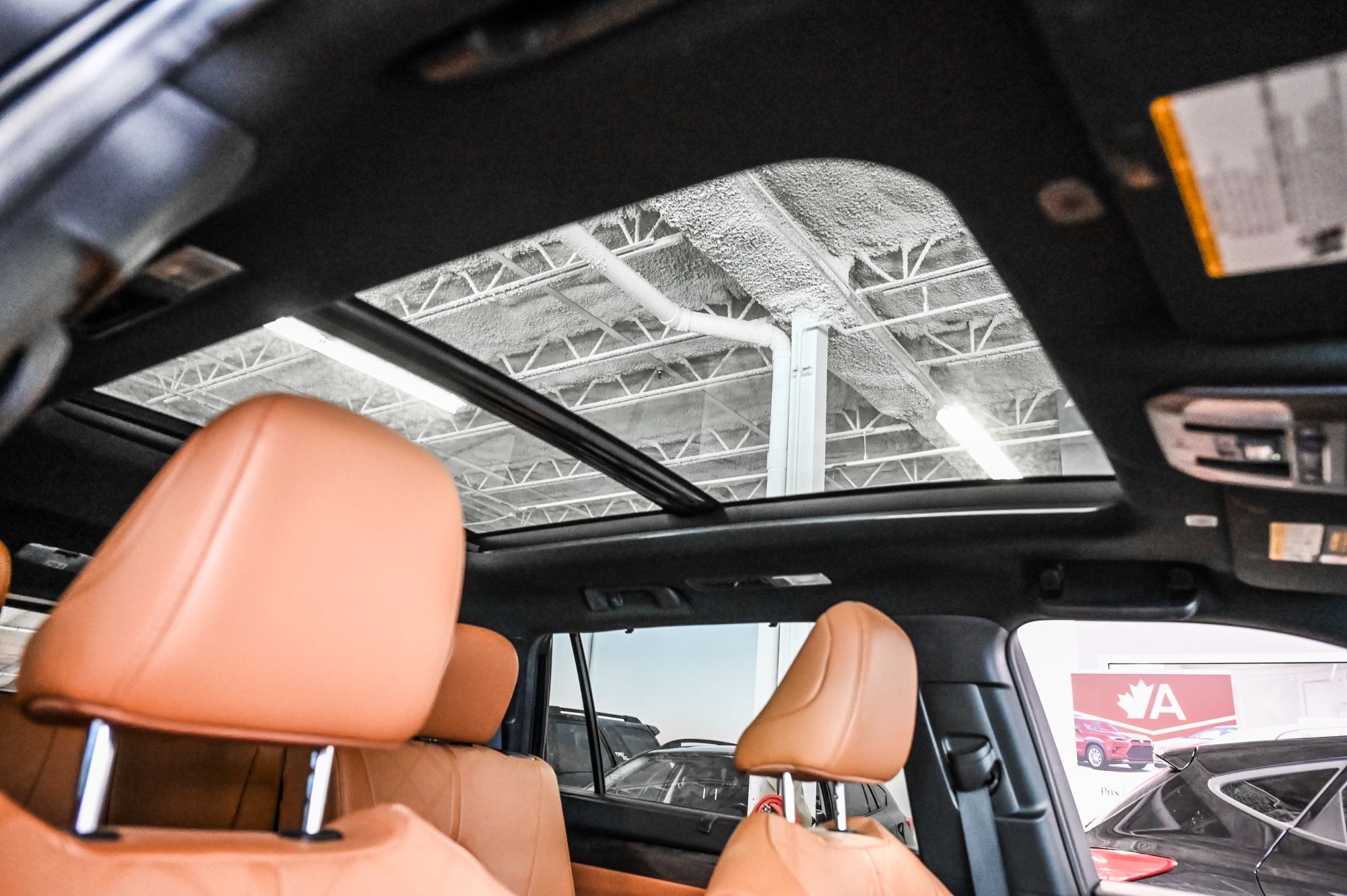 2023 Toyota HIGHLANDER LIMITED AWD in Verdun, Quebec