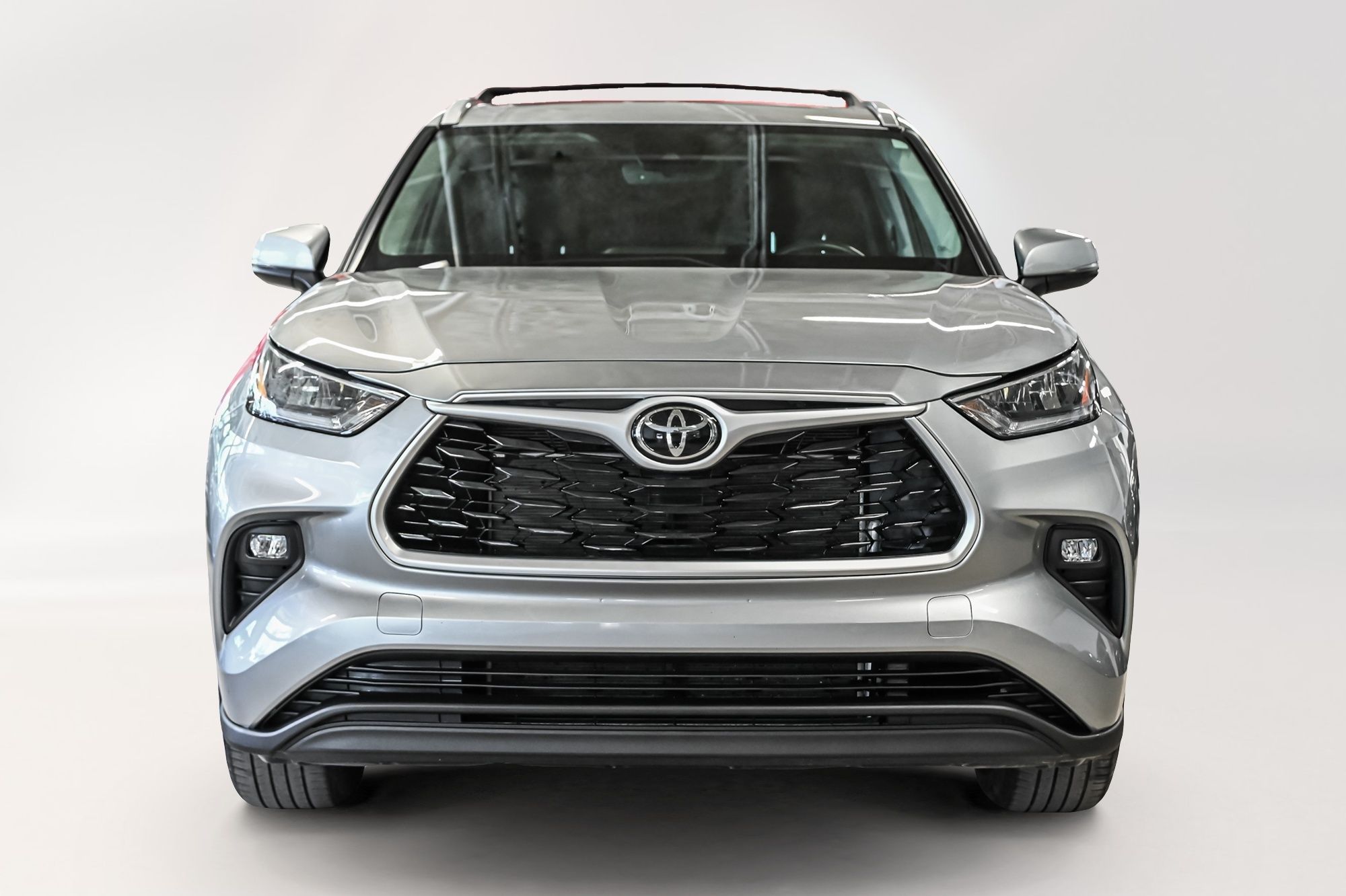 2022 Toyota Highlander in Verdun, Quebec