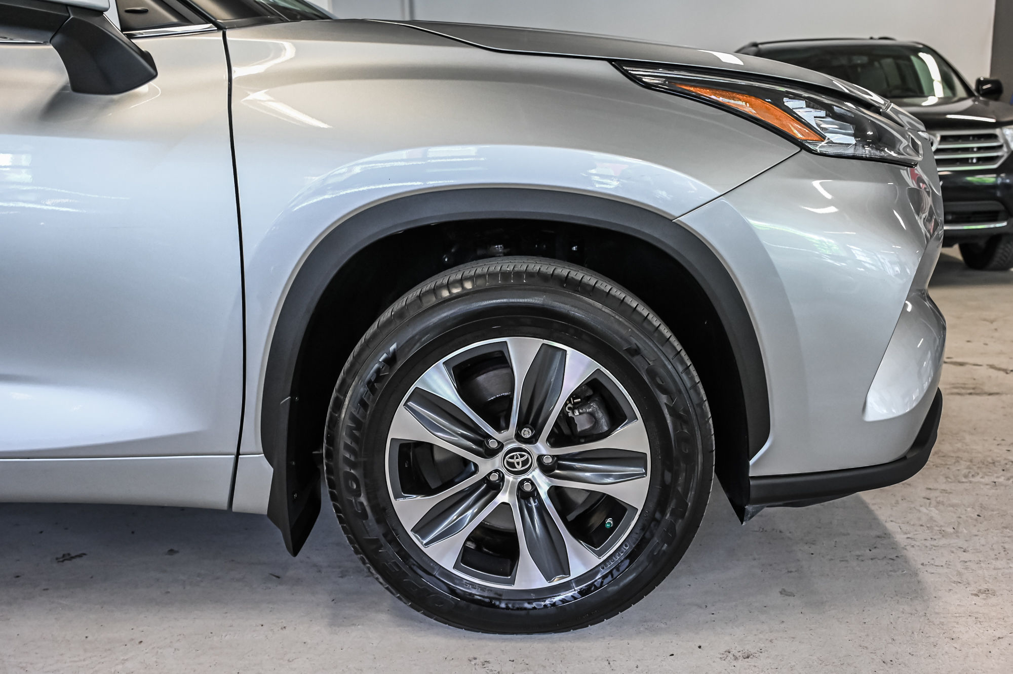 2022 Toyota Highlander in Verdun, Quebec