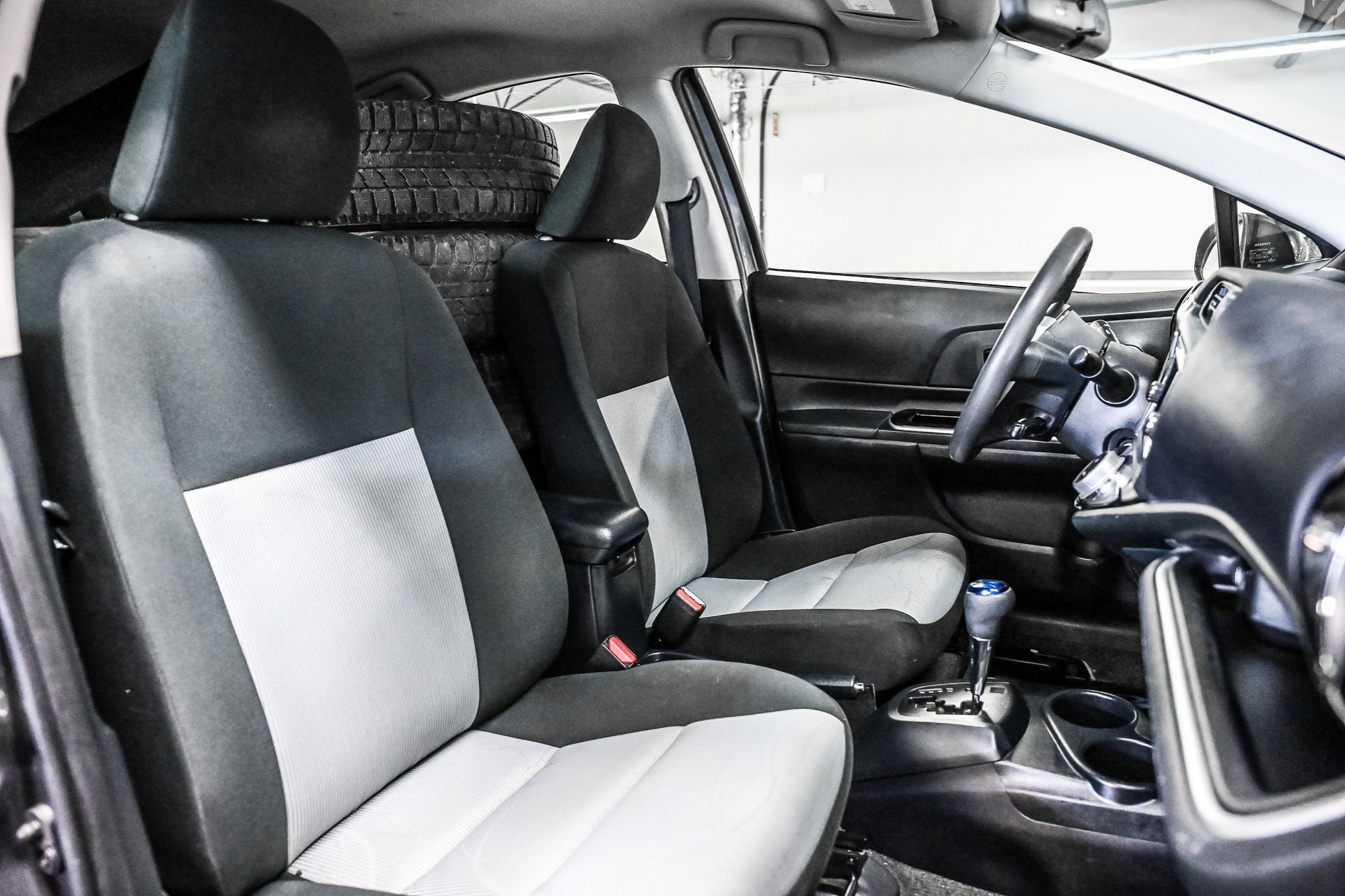 Toyota Prius c  2016