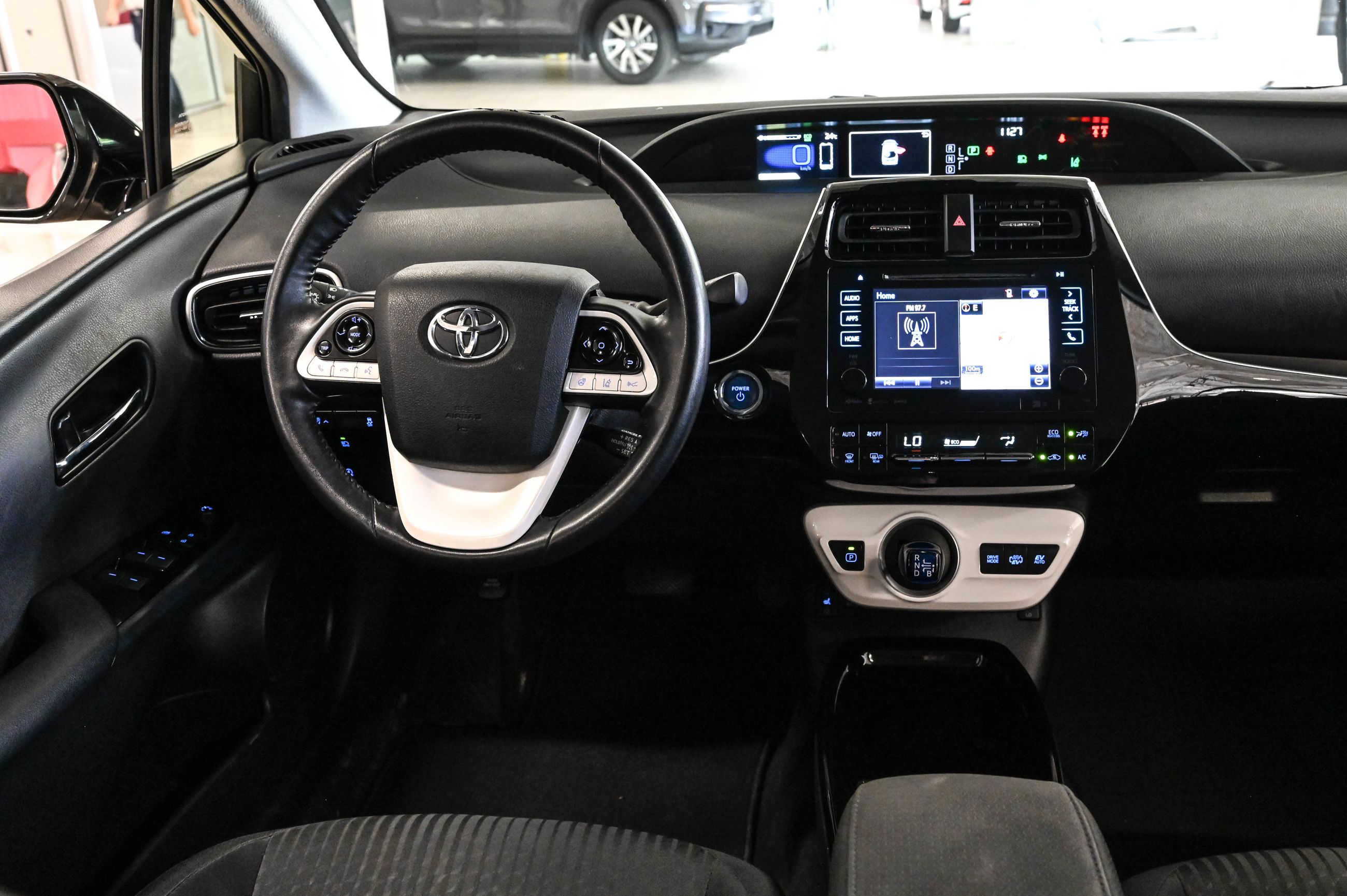 2019 Toyota PRIUS PRIME