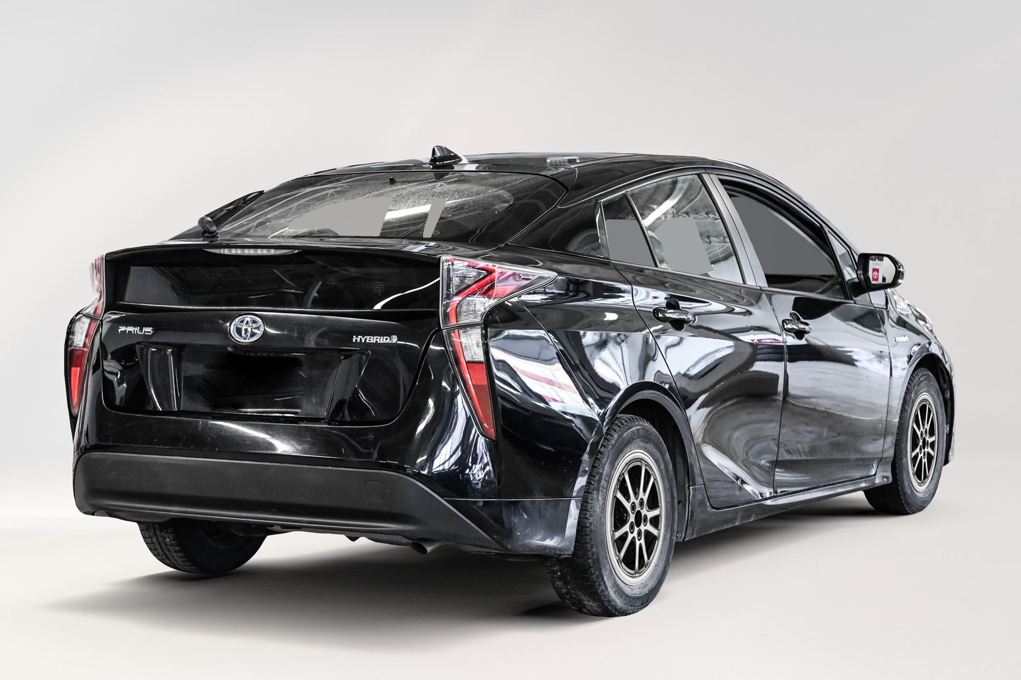 2016 Toyota Prius in Verdun, Quebec