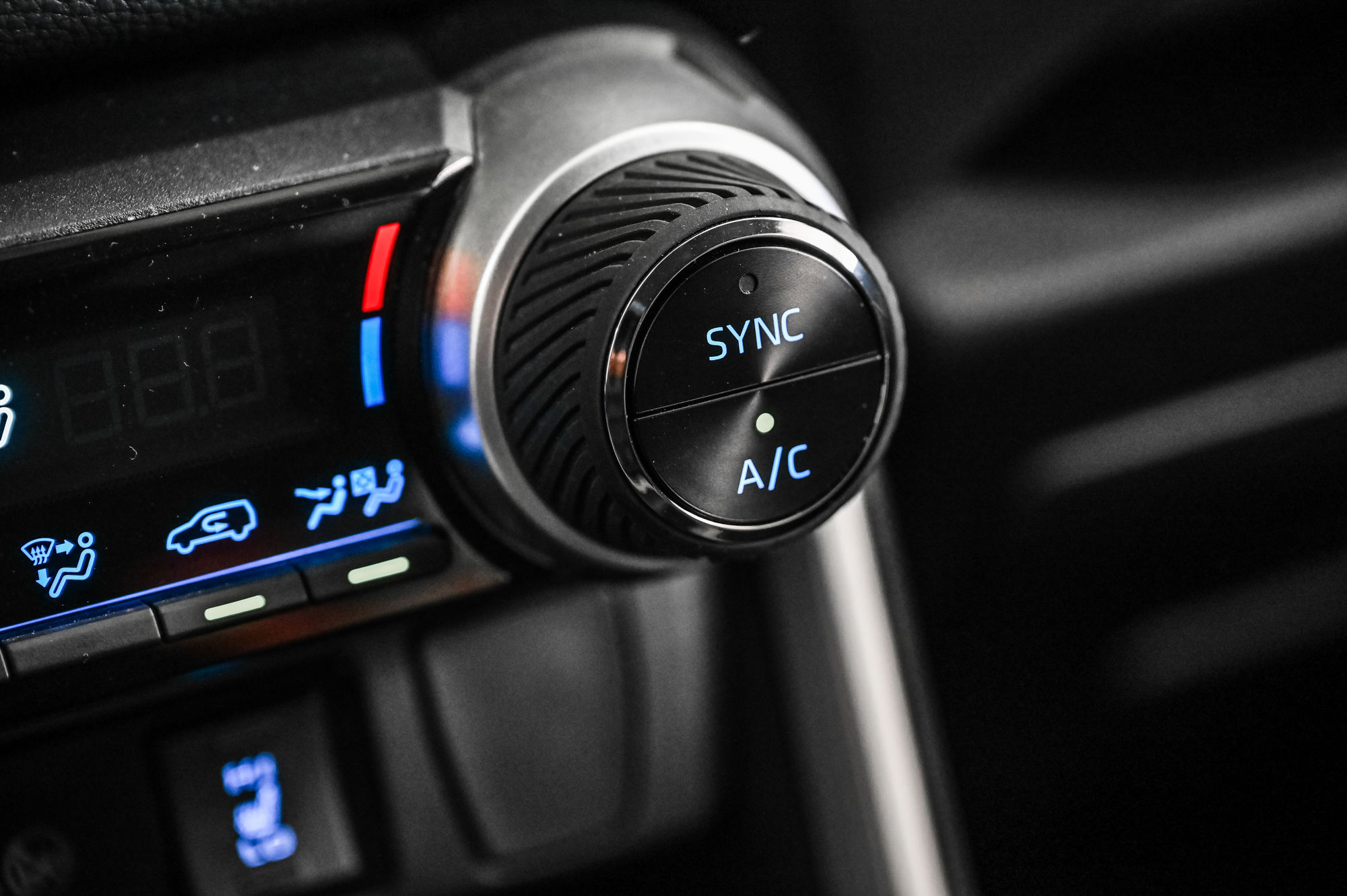 2022 Toyota RAV4 Hybrid in Verdun, Quebec