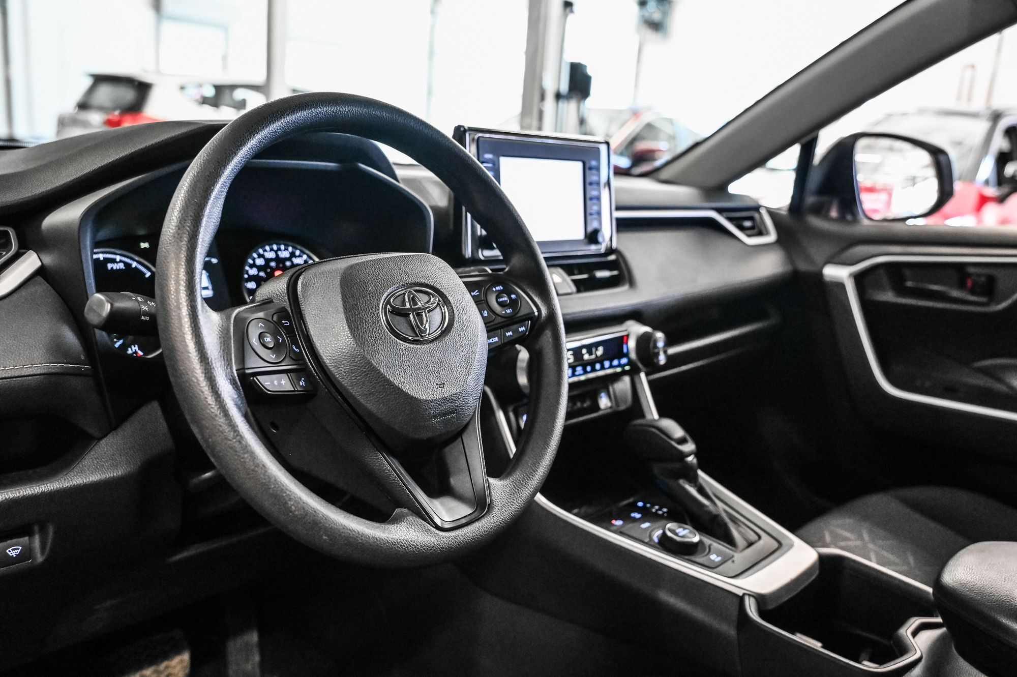 2022 Toyota RAV4 Hybrid in Verdun, Quebec