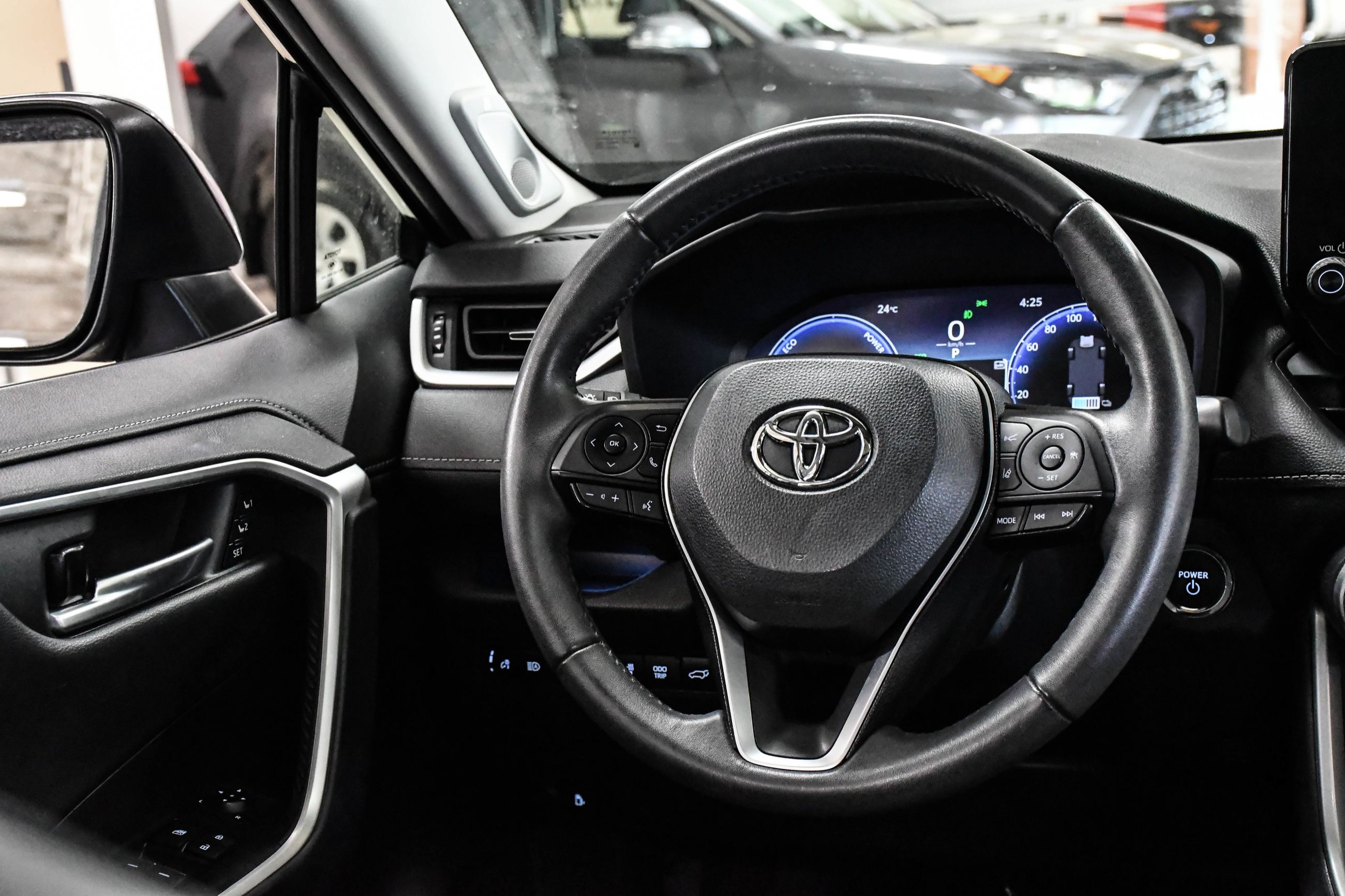 Toyota RAV4 Hybrid  2023